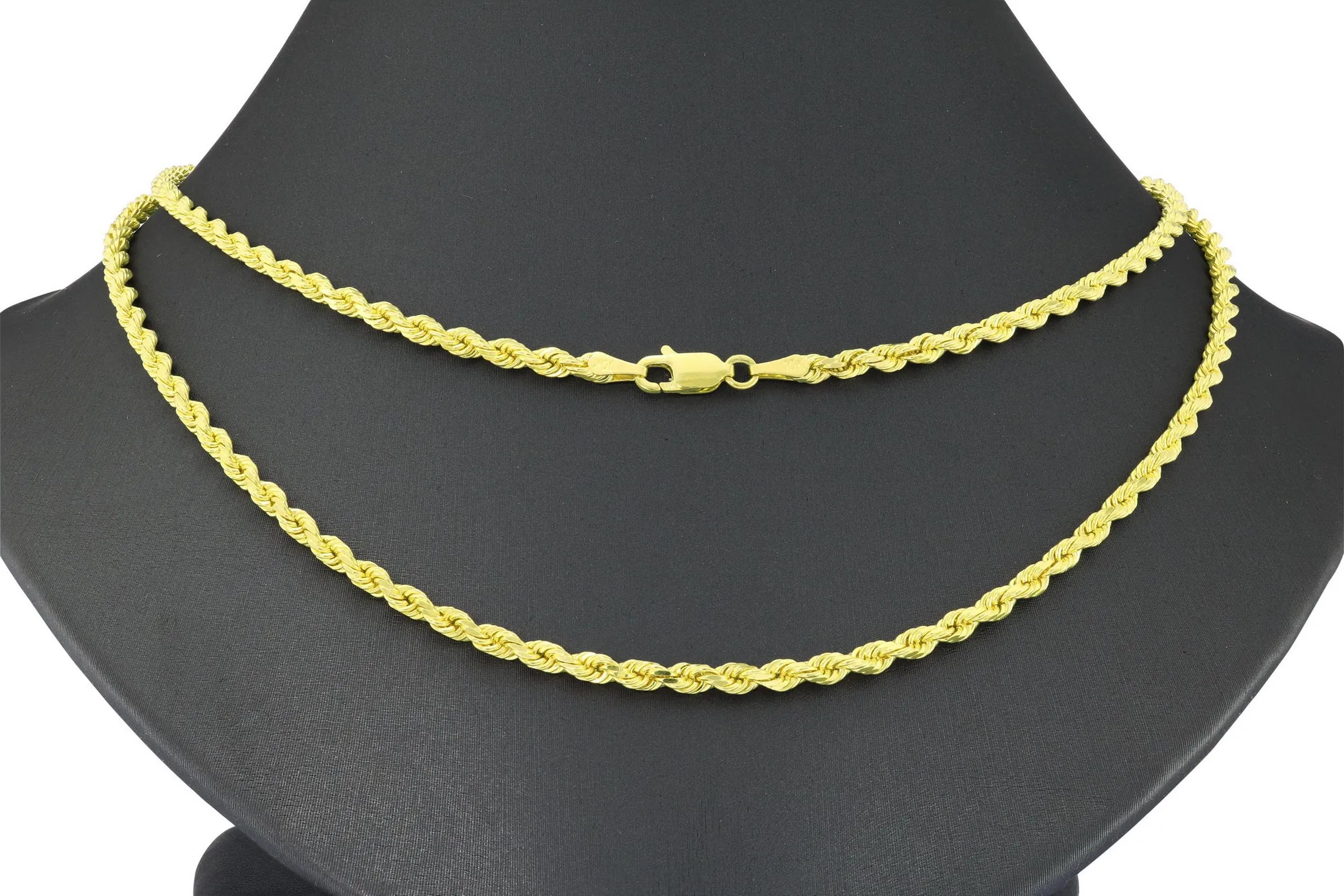 10k Yellow Gold 2.5mm Rope Chain Diamond Cut Pendant Necklace