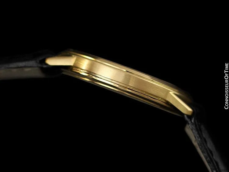 Audemars Piguet Round Midsize Mens Dress Watch - 18K Gold with AP Band & Buckle