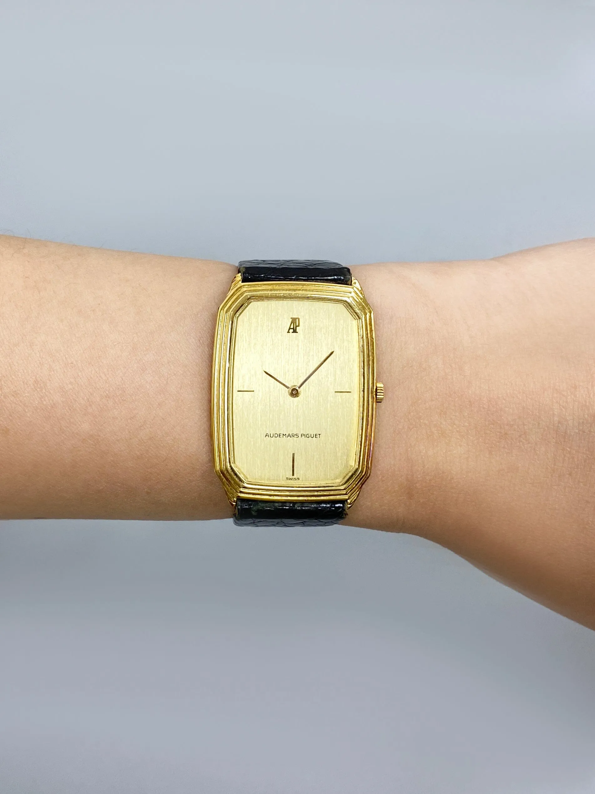 Audemars Piguet Vintage BA 4040 Champagne Dial 18K Yellow Gold Mens Watch With Papers