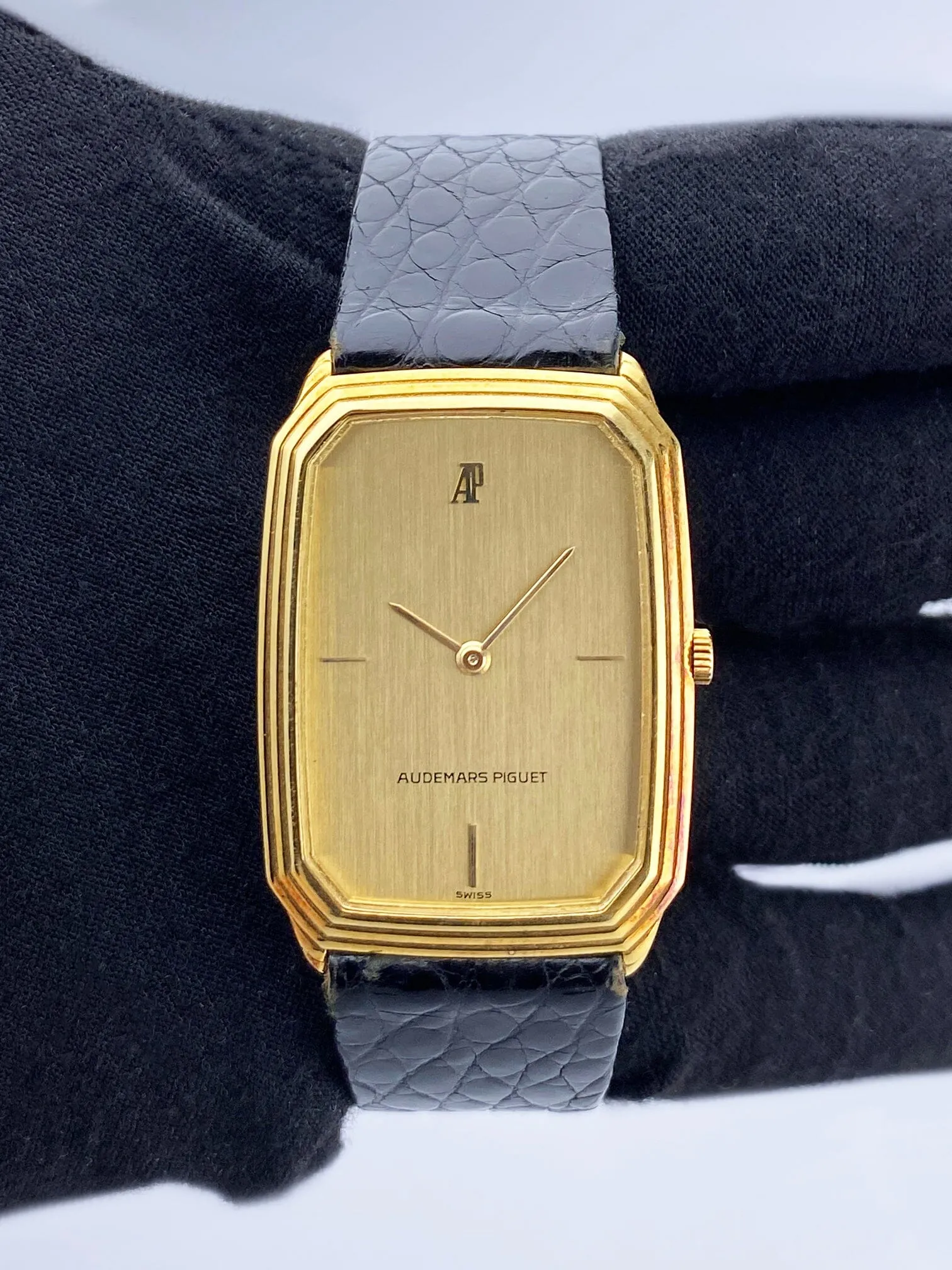 Audemars Piguet Vintage BA 4040 Champagne Dial 18K Yellow Gold Mens Watch With Papers