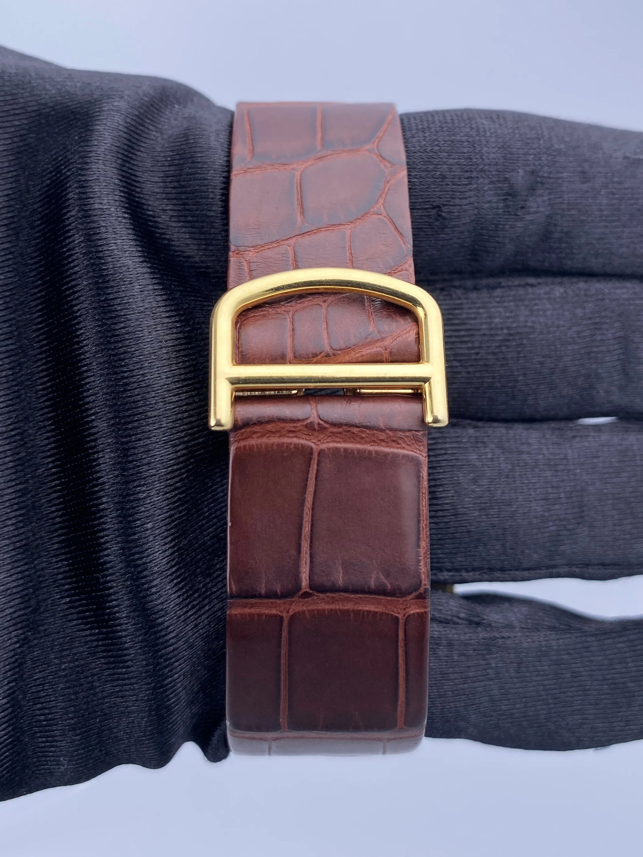 Cartier Santos Dumont W2006851 Large 18k Yellow Gold Mens Watch