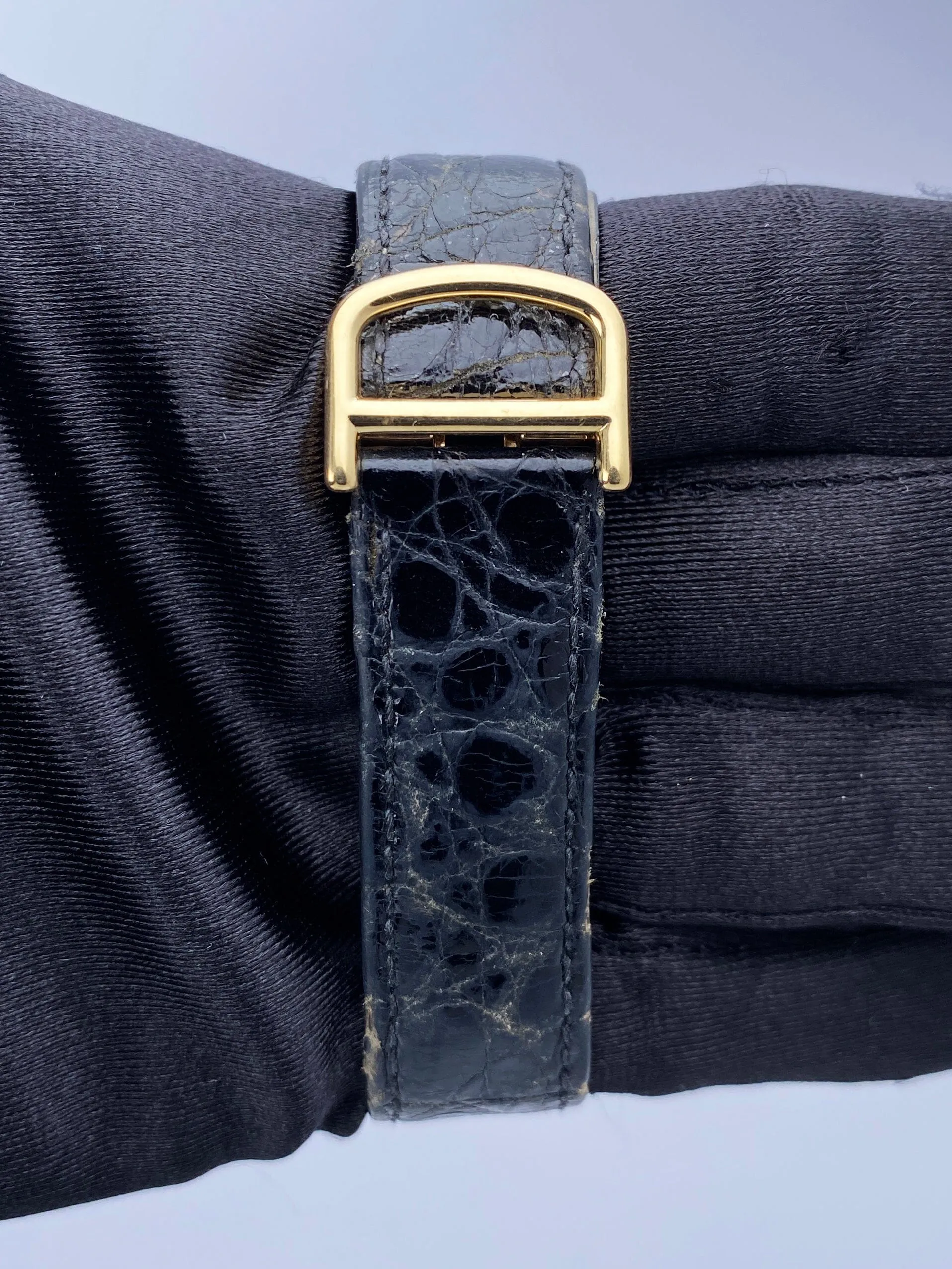 Cartier Tank Louis W1504856 18K Yellow Gold Ladies Watch