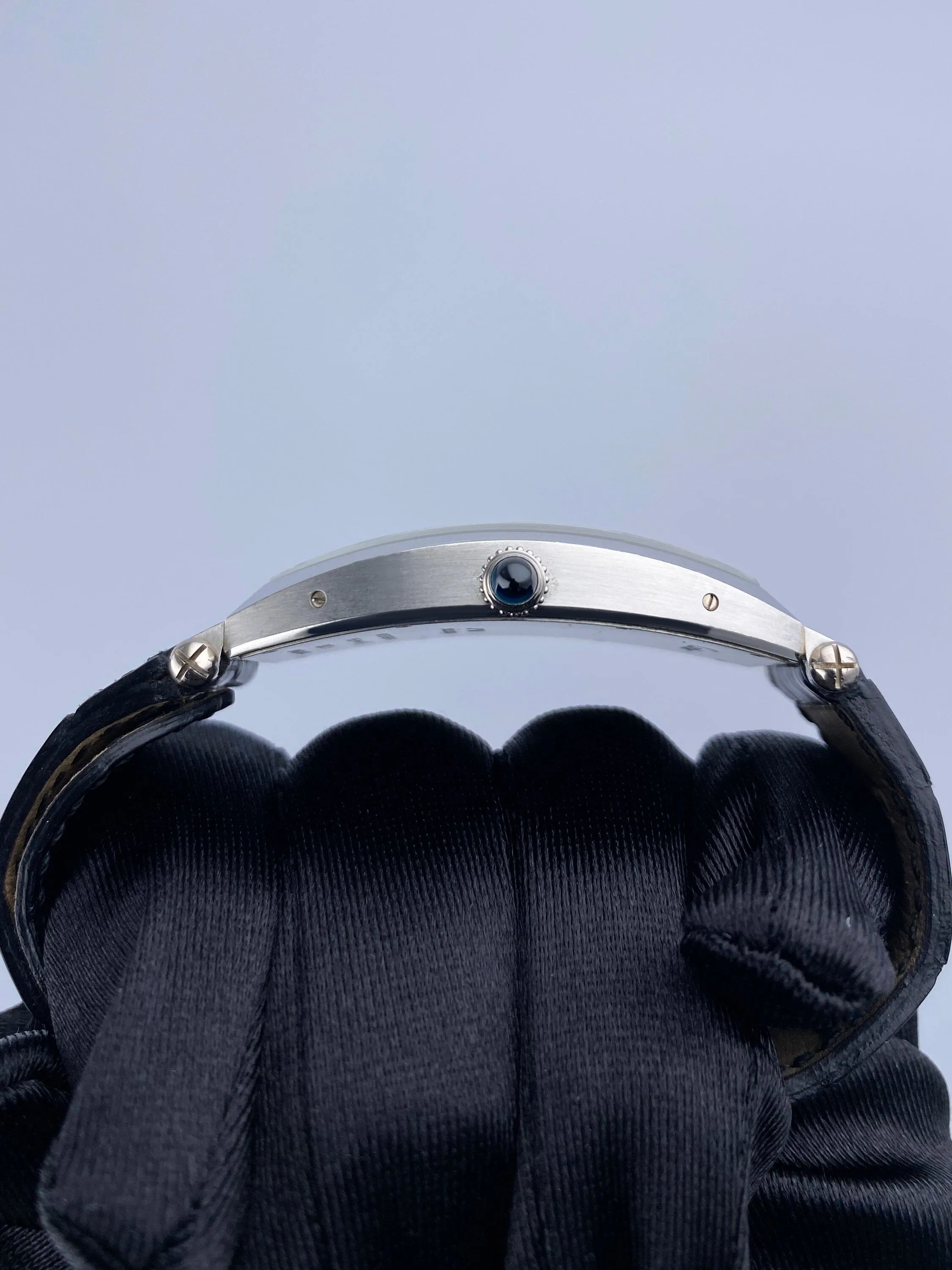 Cartier Tonneau 2803 H Platinum Watch