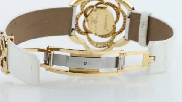 Chanel's Radiant Camélia: 18kt Yellow Gold & Diamond Timepiece"