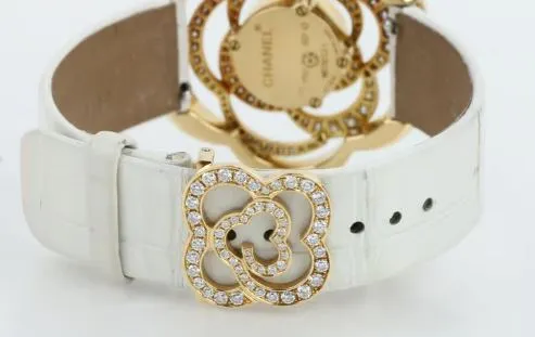 Chanel's Radiant Camélia: 18kt Yellow Gold & Diamond Timepiece"