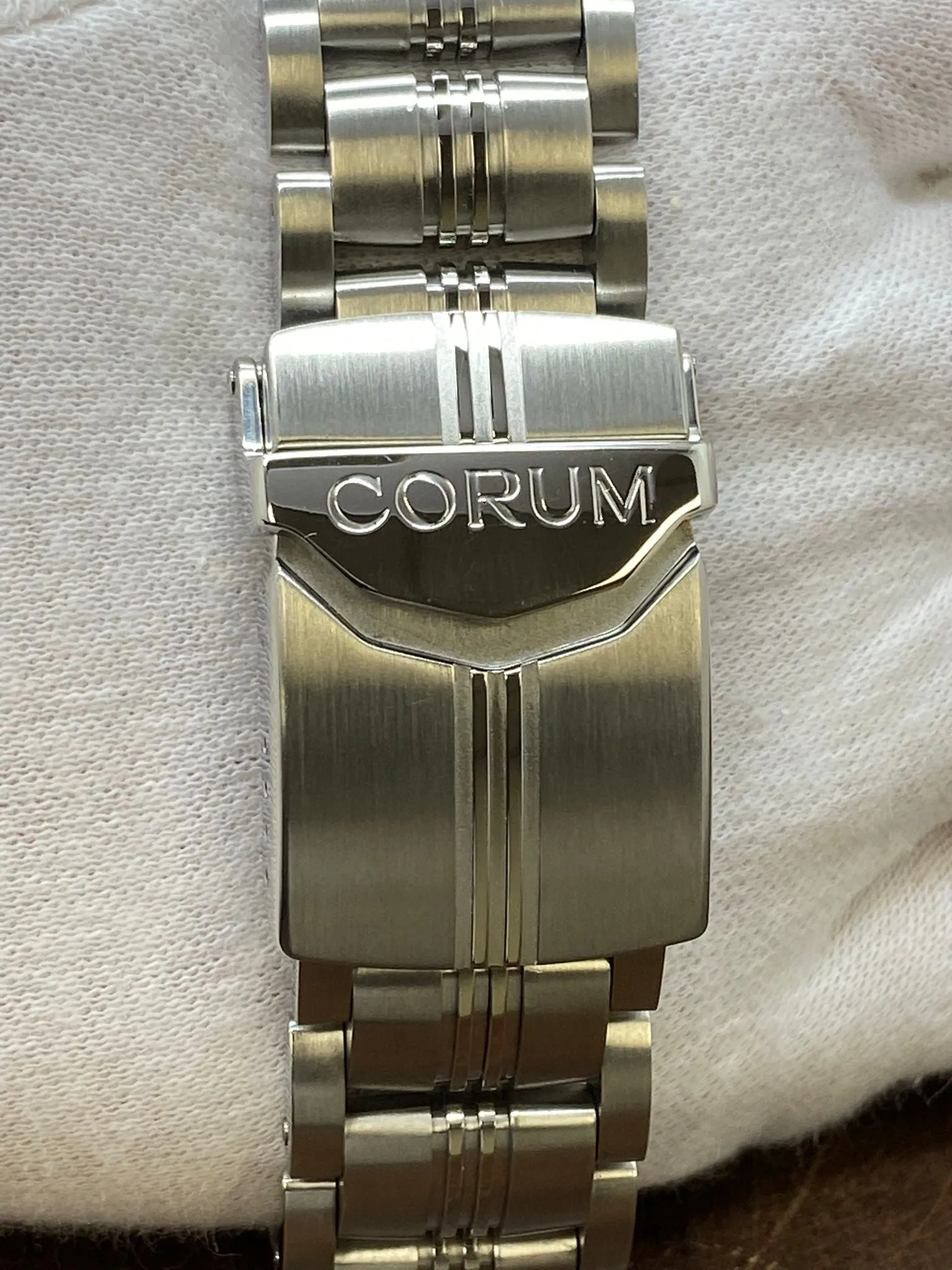 Corum Admirals Cup 44mm Chronograph 985.641.20 Black Dial Automatic Men's Watch
