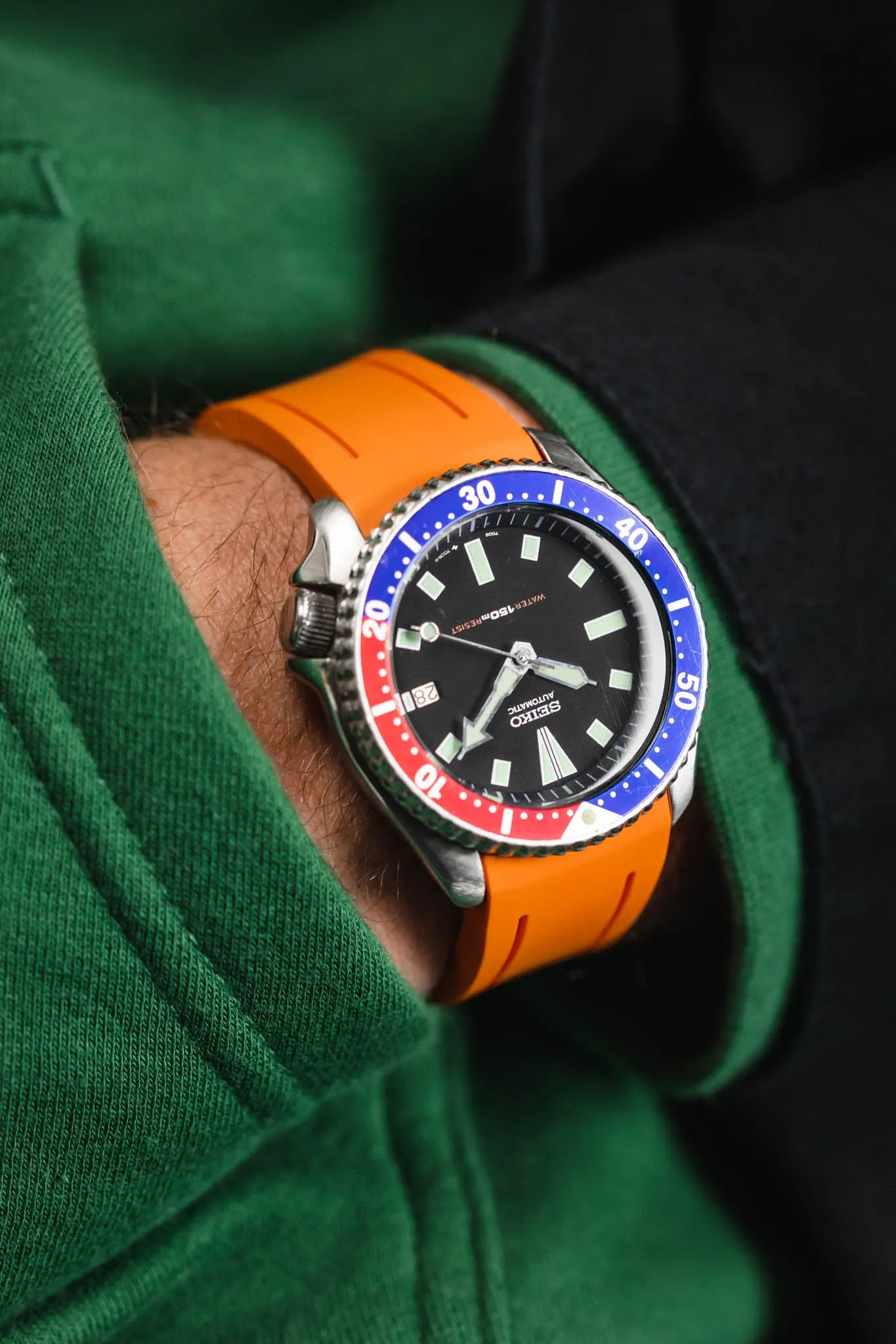 CRAFTER BLUE CB05 Rubber Watch Strap for Seiko SKX Series – ORANGE with Steel Keeper
