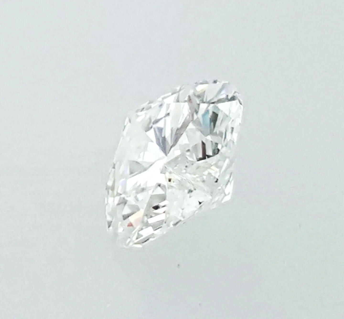 Heart Cut Natural LOOSE DIAMOND 0.72 Carats H Color VVS2 Clarity GIA Certified