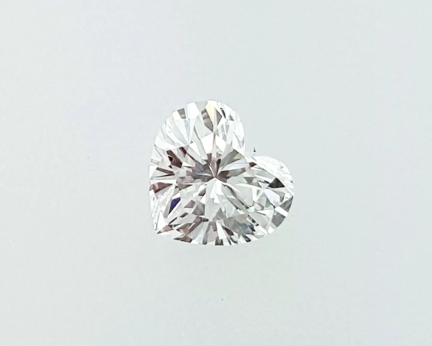 Heart Cut Natural LOOSE DIAMOND 0.72 Carats H Color VVS2 Clarity GIA Certified
