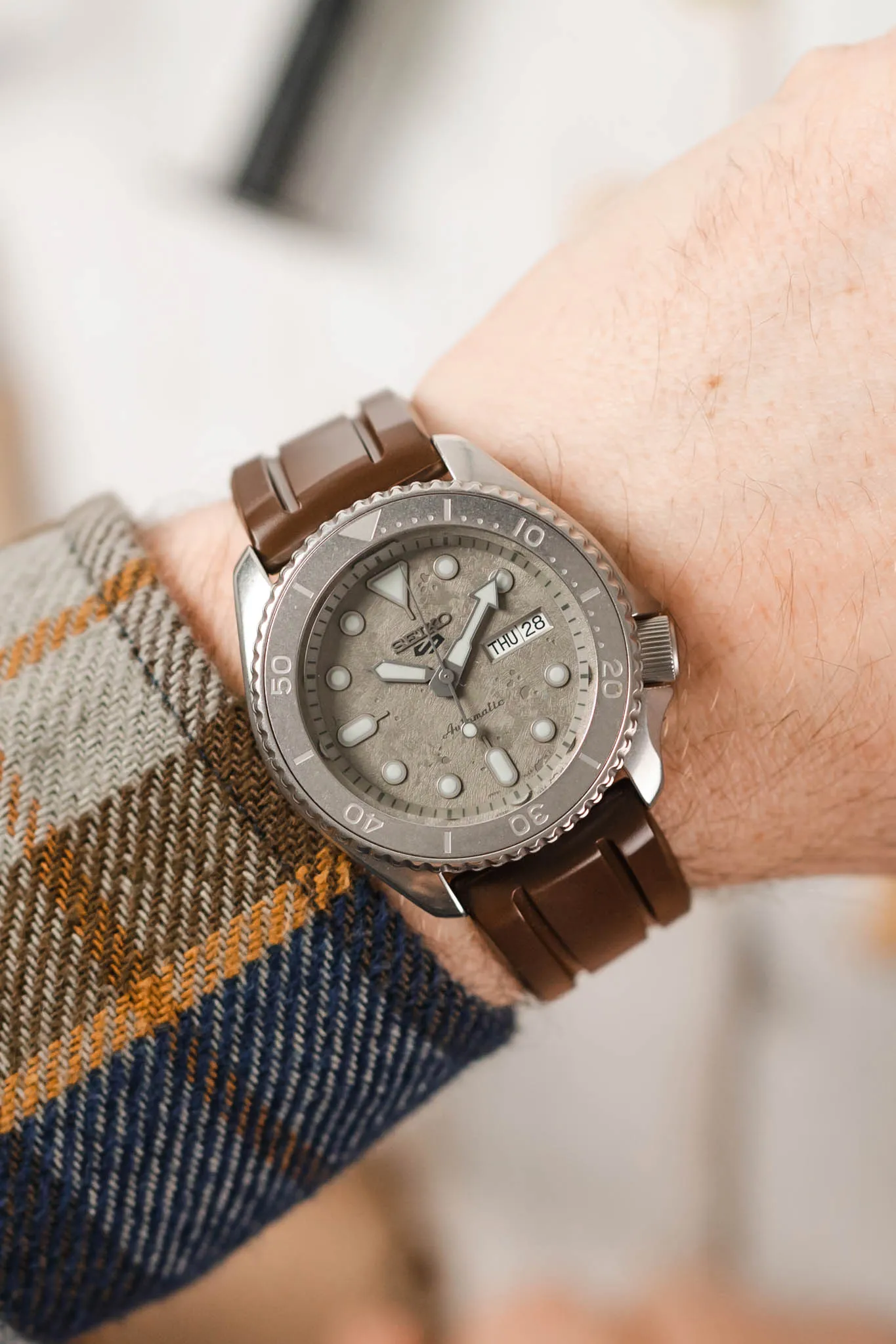 Hirsch HEVEA Natural Rubber Waterproof Watch Strap in BROWN