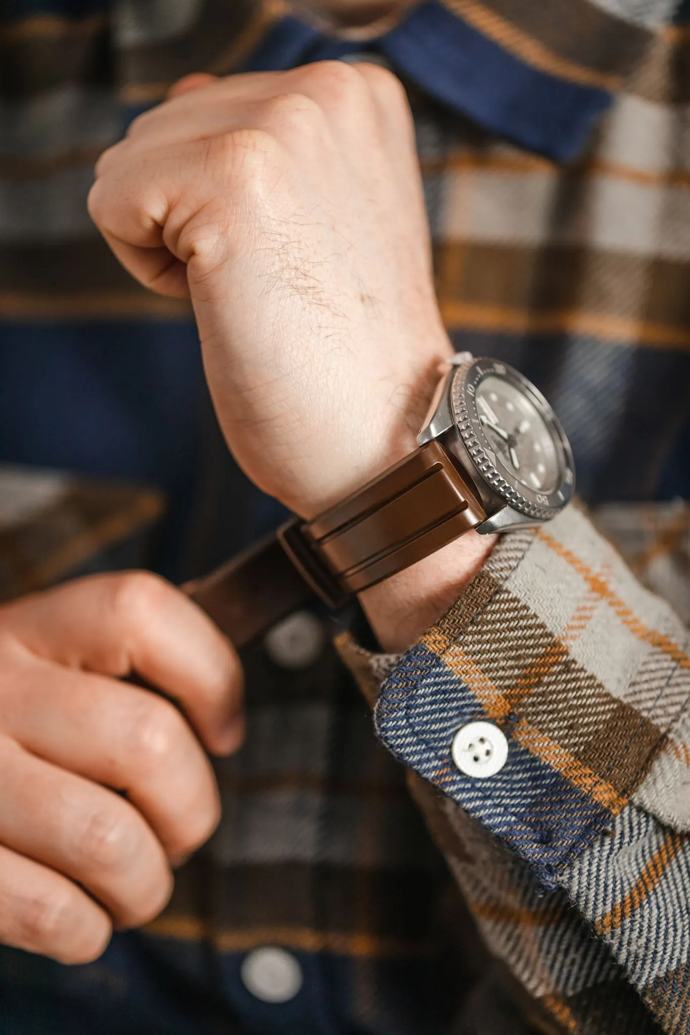 Hirsch HEVEA Natural Rubber Waterproof Watch Strap in BROWN