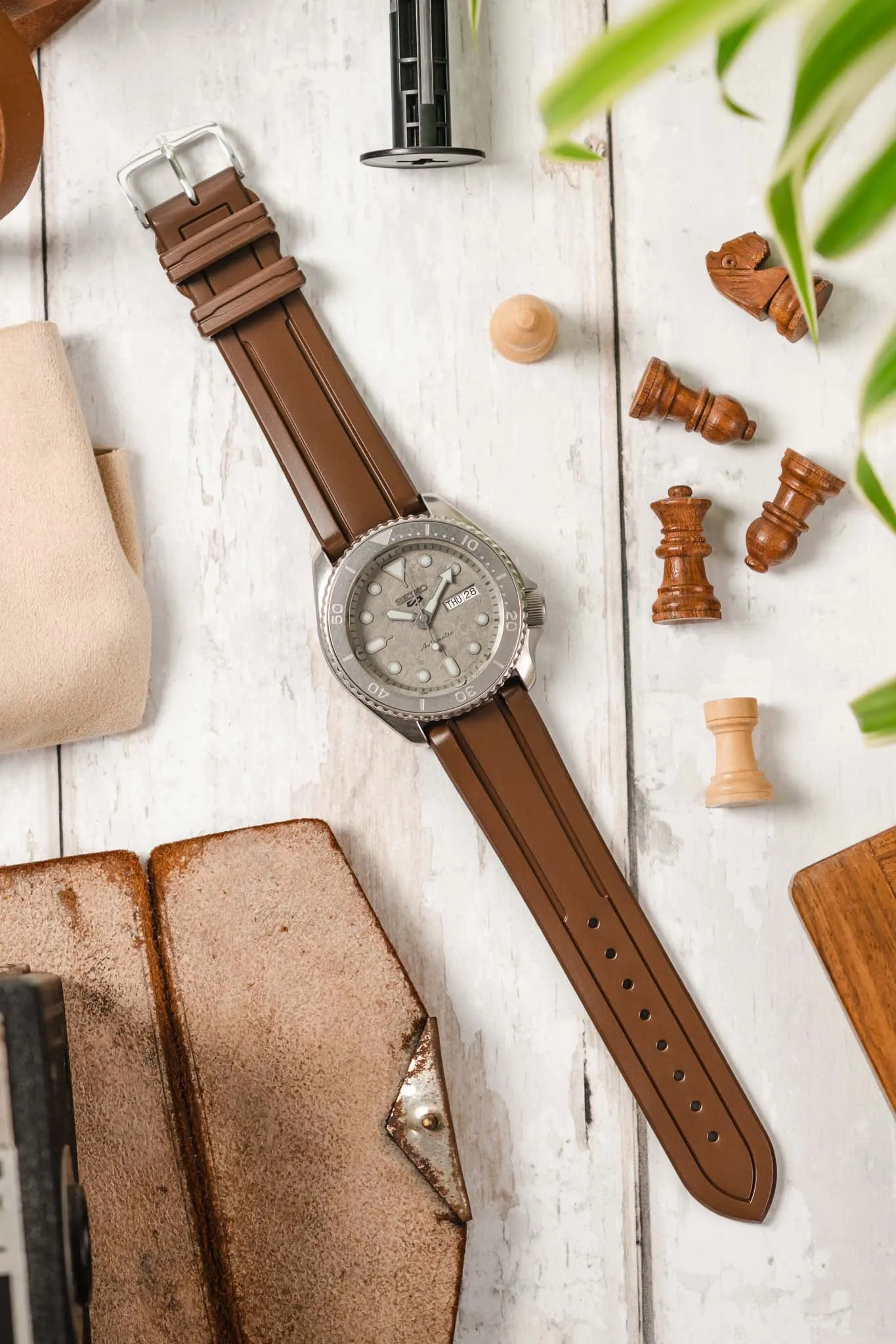 Hirsch HEVEA Natural Rubber Waterproof Watch Strap in BROWN