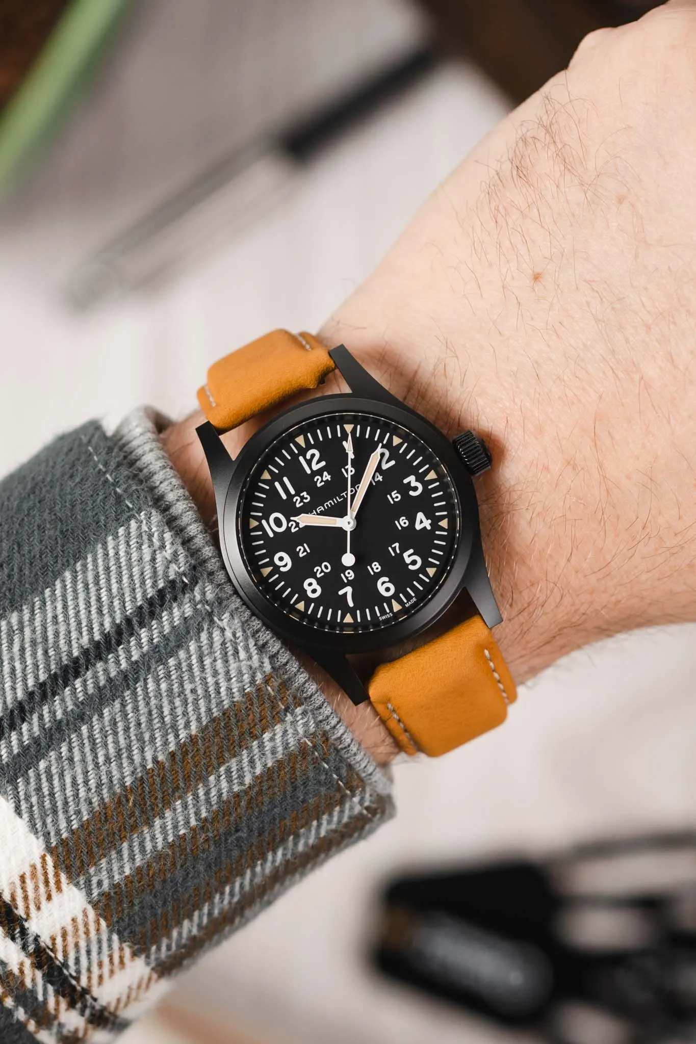 Hirsch Mariner Waterproof Leather Watch Strap in GOLD BROWN