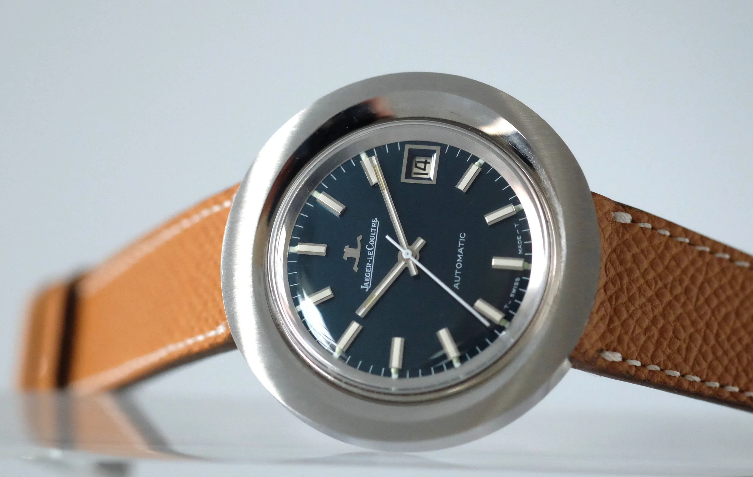Jaeger-LeCoultre "Disco Volante"