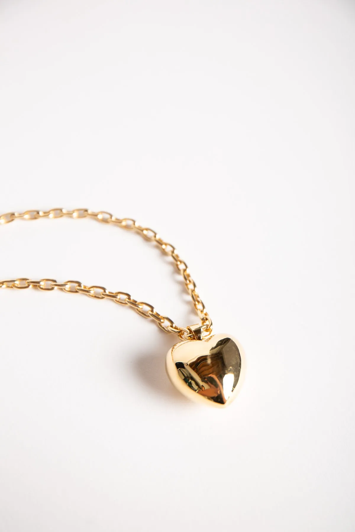 MAUD JEWELRY | 18K GOLD HEART NECKLACE