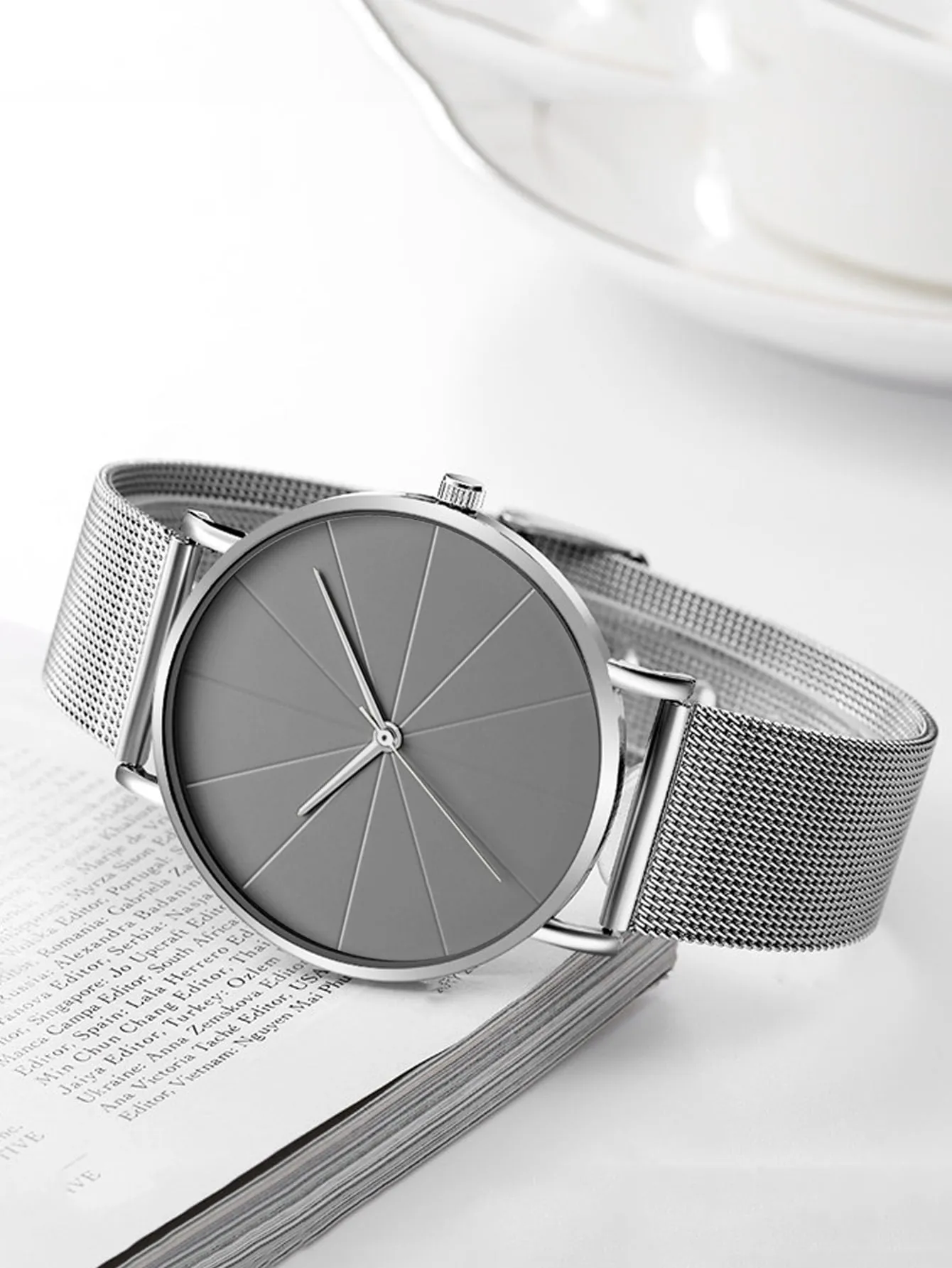 Men Round Pointer Quartz Watch- FD ⚡