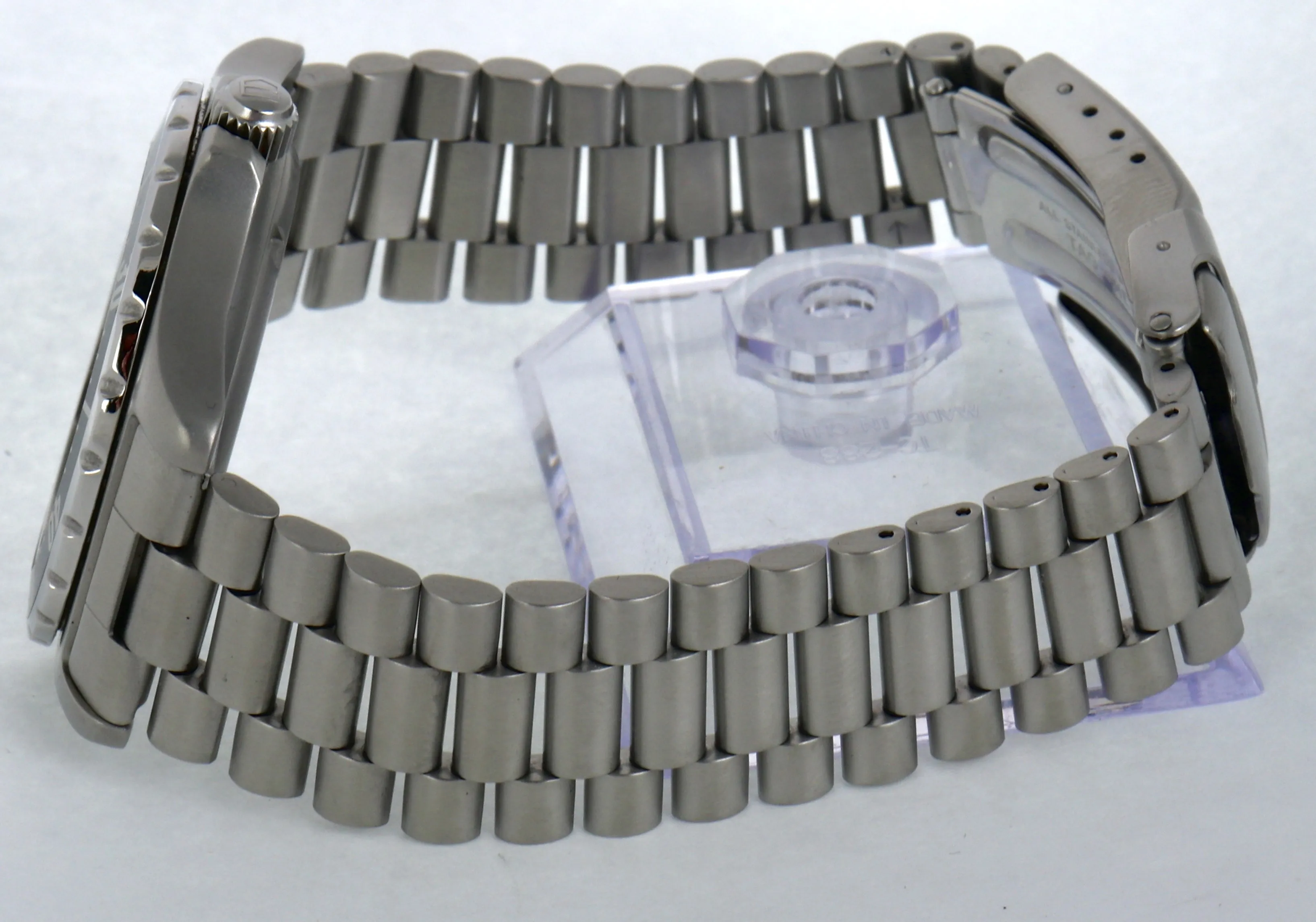 Men's TAG Heuer Professional 973.006 R-2 Stainless 41mm Black Date Watch