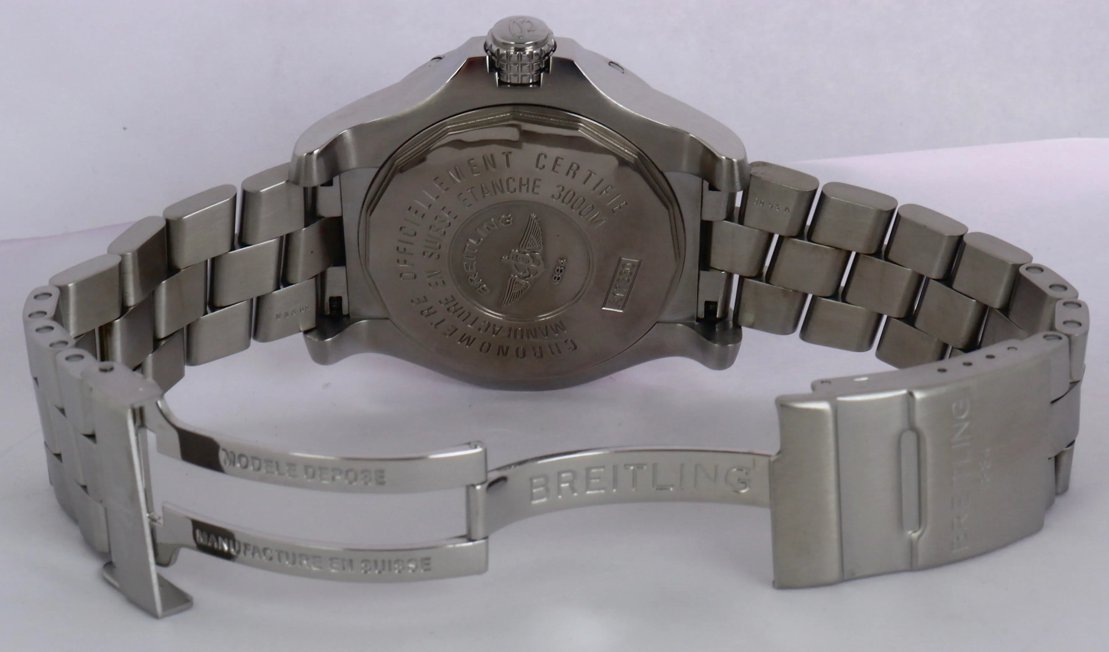 MINT Breitling Avenger Seawolf Automatic Black 45mm Stainless A17330 Date Watch