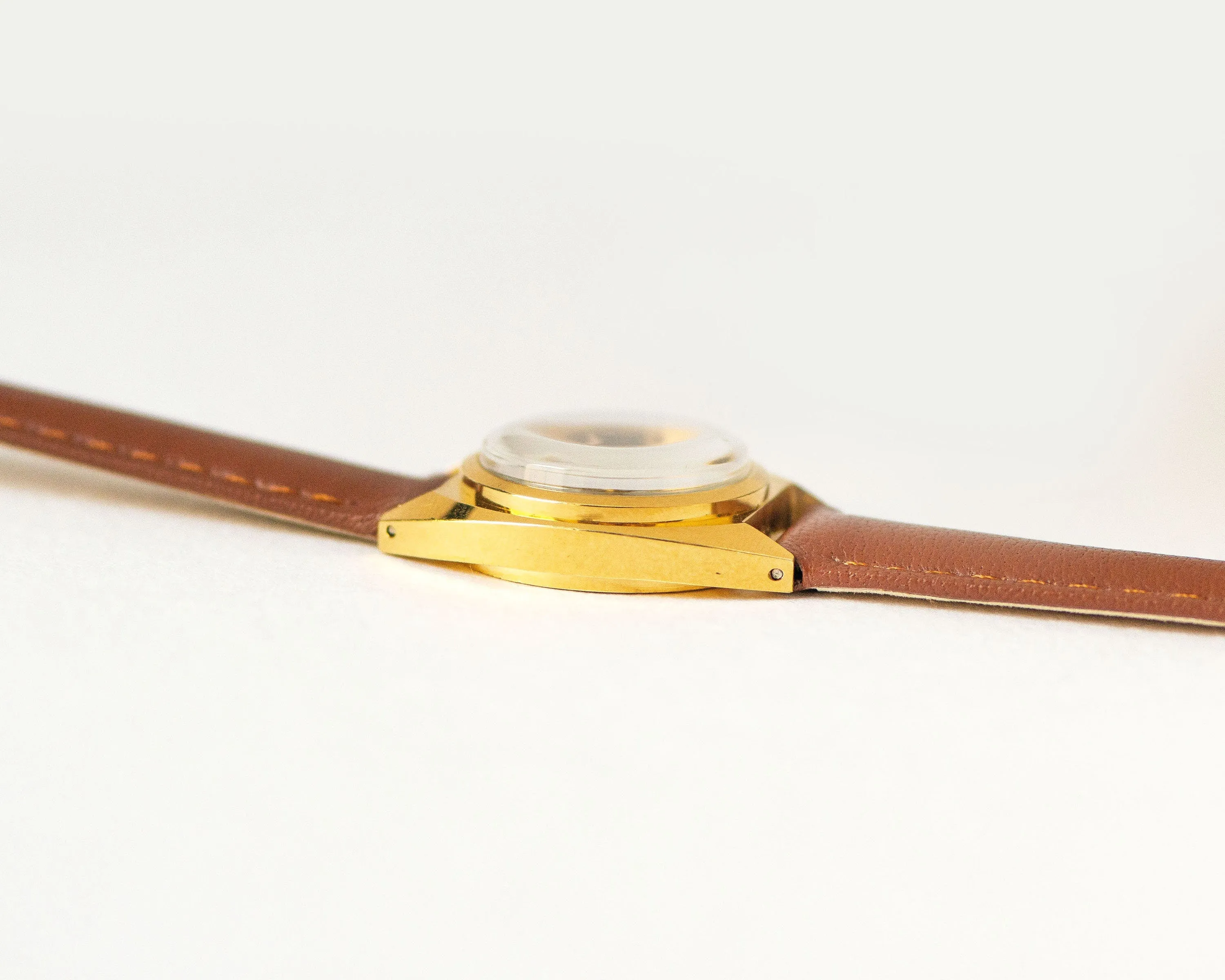 Modern vintage women watch Dawn, gold plated lady wristwatch minimalist, delicate women timepiece watch simple gift new genuine leather band