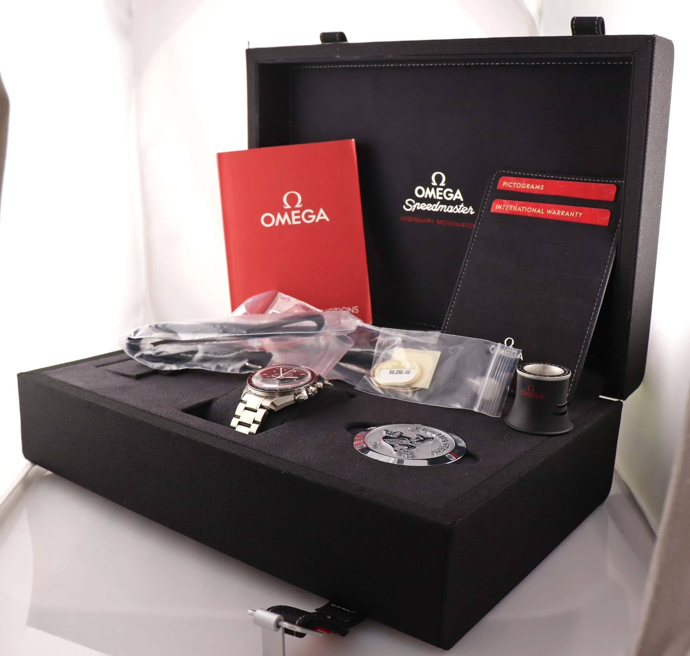 NEW 2019 Omega Speedmaster Professional 311.30.42.30.01.005 Steel Moon Watch
