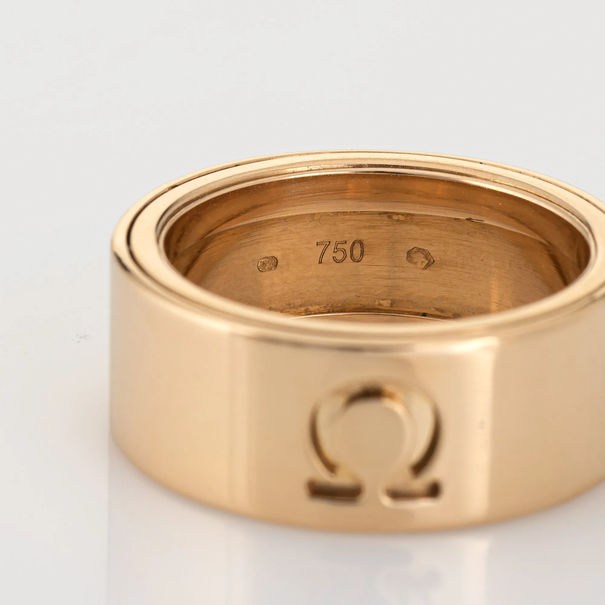 Omega Diamond Motion Ring Sz 5.5 Vintage 18k Gold 8mm Heart Band Spinning
