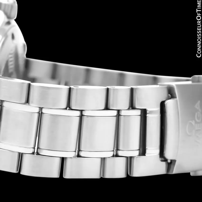 Omega Seamaster Midsize 300M Professional Diver (James Bond Style), Stainless Steel - 2562.80.00
