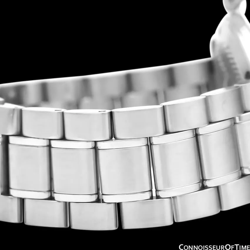 Omega Seamaster Midsize 300M Professional Diver (James Bond Style), Stainless Steel - 2562.80.00