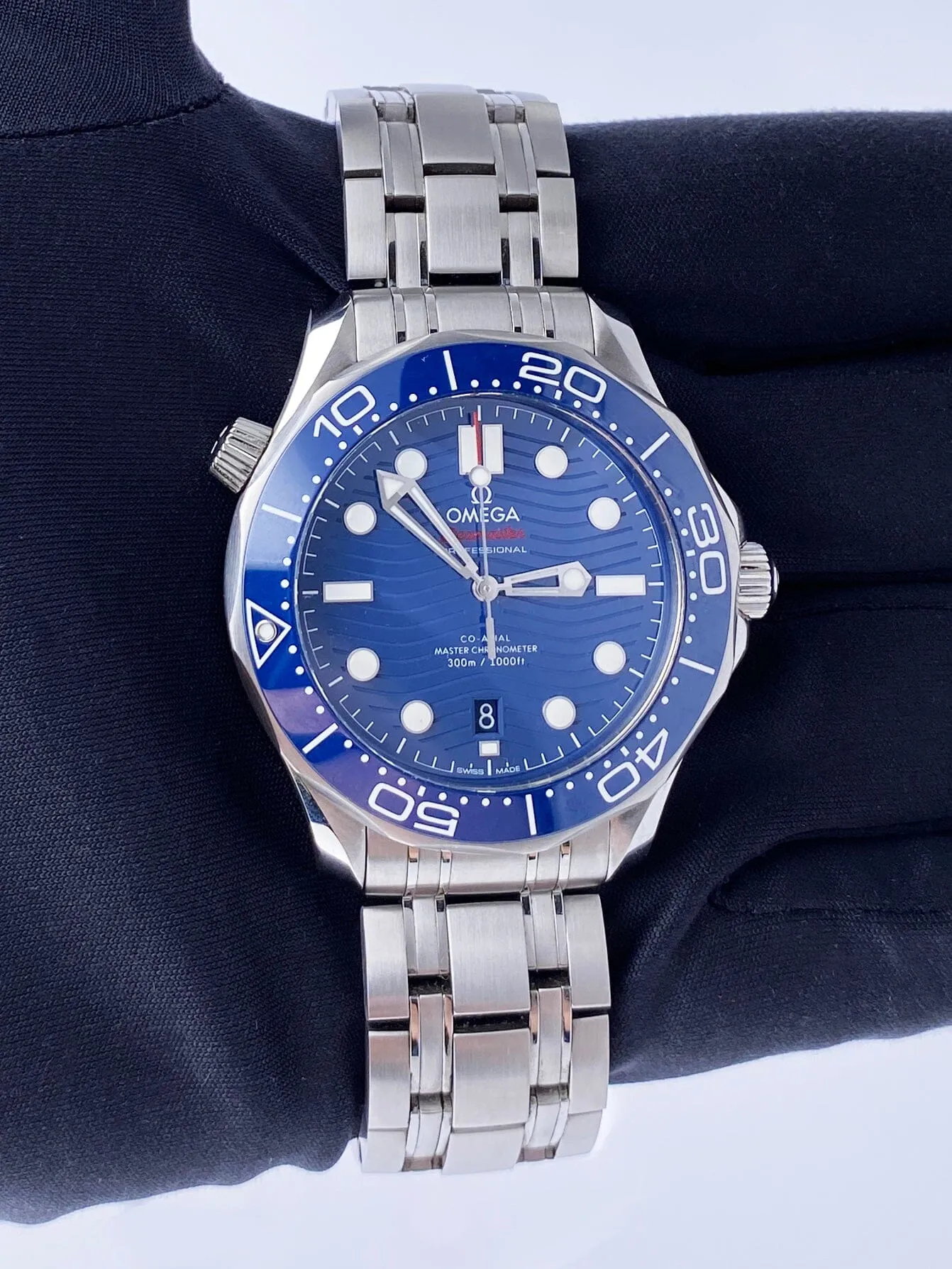Omega Seamaster Professional 210.30.42.20.03.001 Mens Watch Box Papers