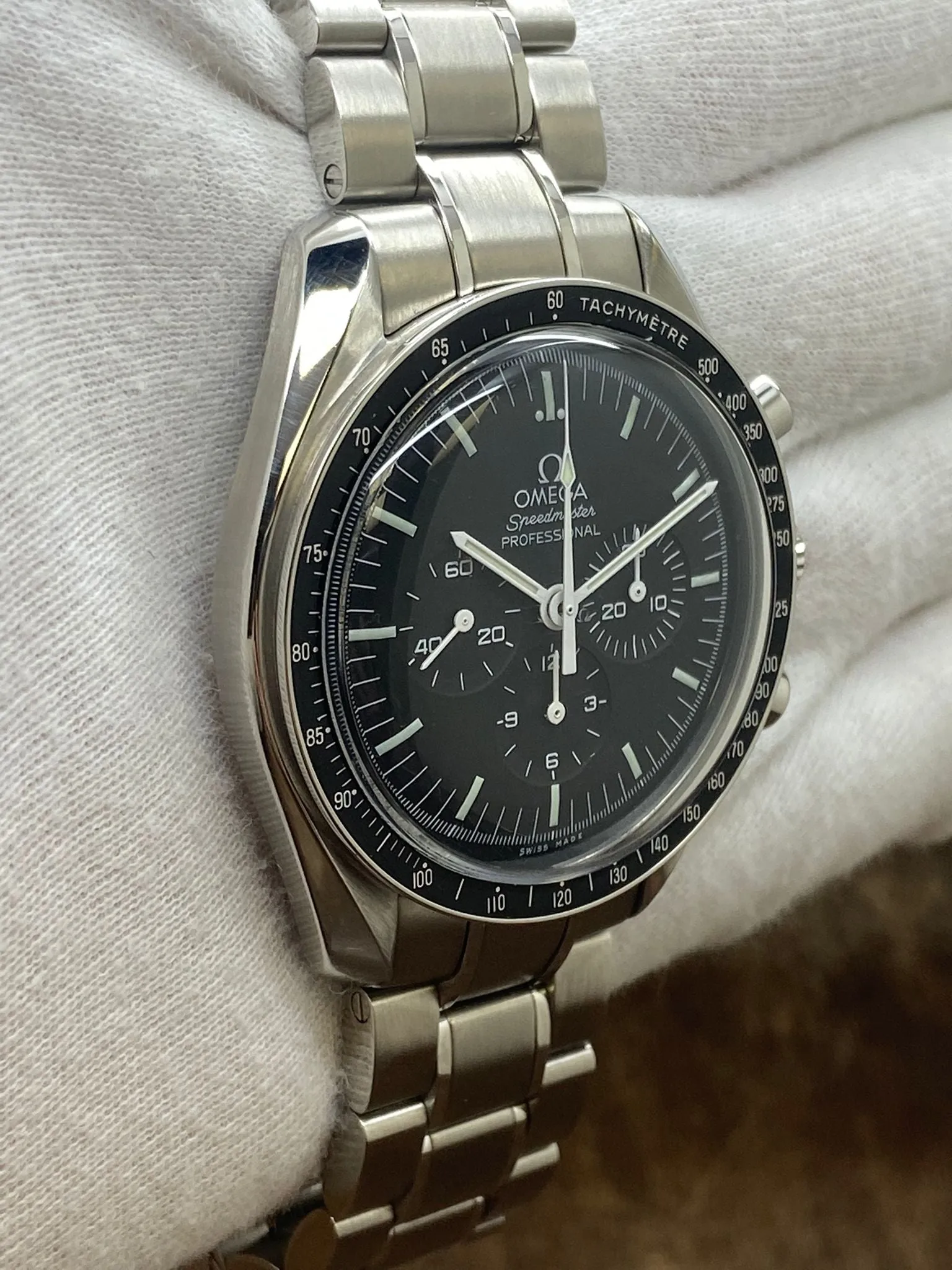 Omega Speedmaster Moonwatch Professional 311.30.42.30.01.005  Black Dial Hand Wind Men's Watch