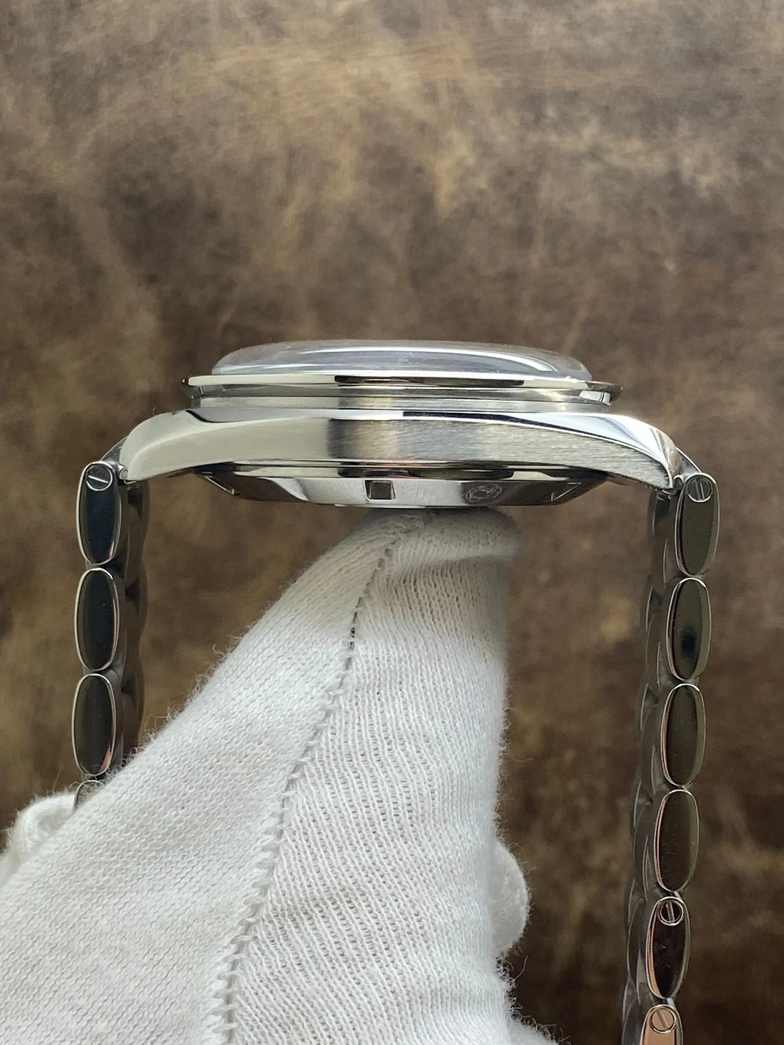 Omega Speedmaster Moonwatch Professional 311.30.42.30.01.005  Black Dial Hand Wind Men's Watch