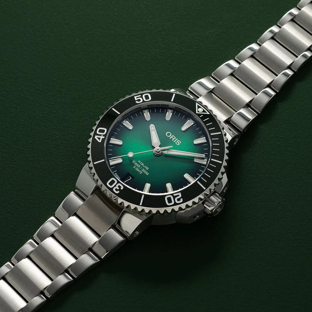 Oris Aquis Date Calibre 400 41.5MM Green Dial and Bezel Watch 01 400 7769 4157-07 8 22 09PEB