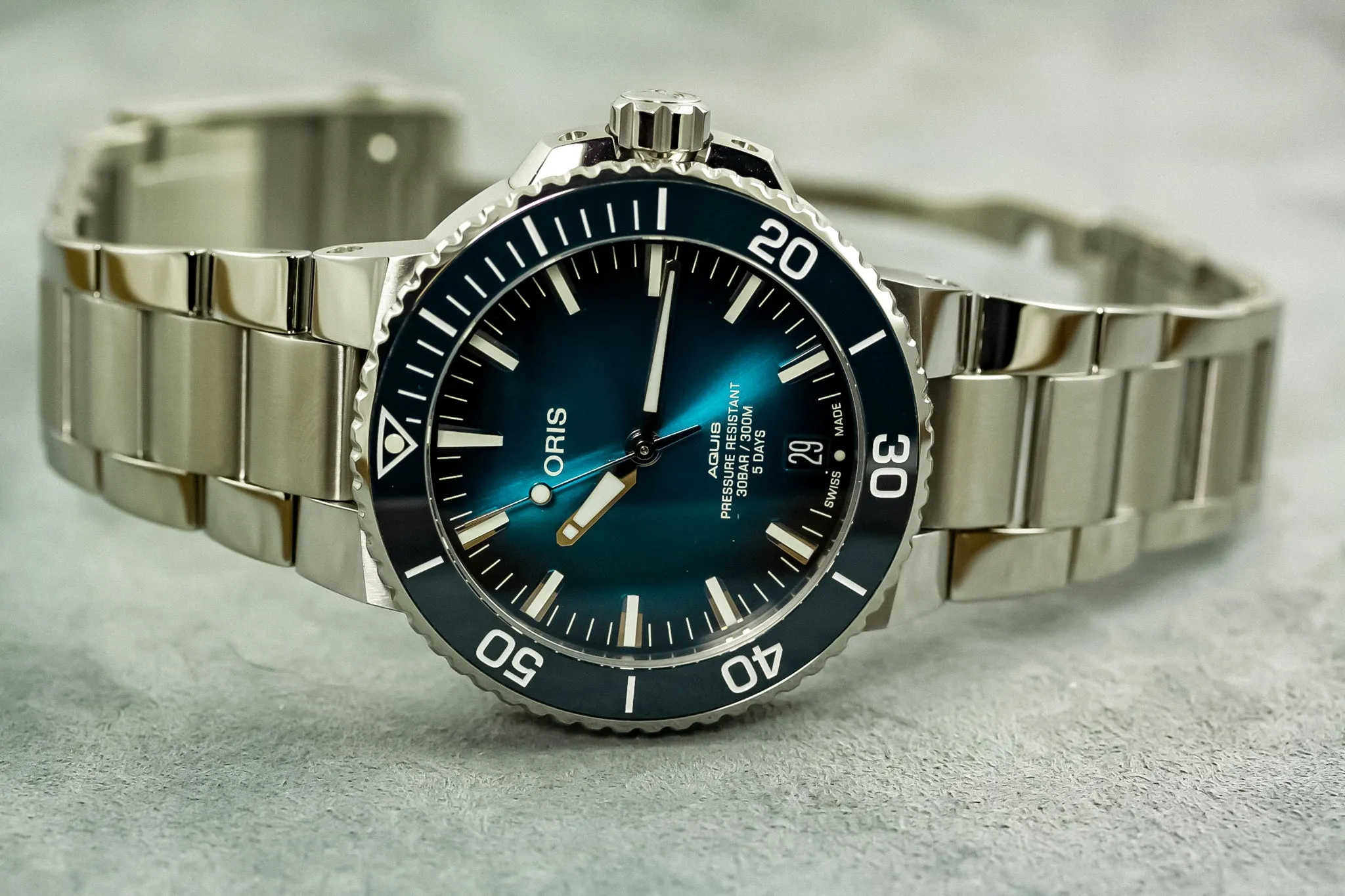 Oris Aquis Date Calibre 400 43.5mm