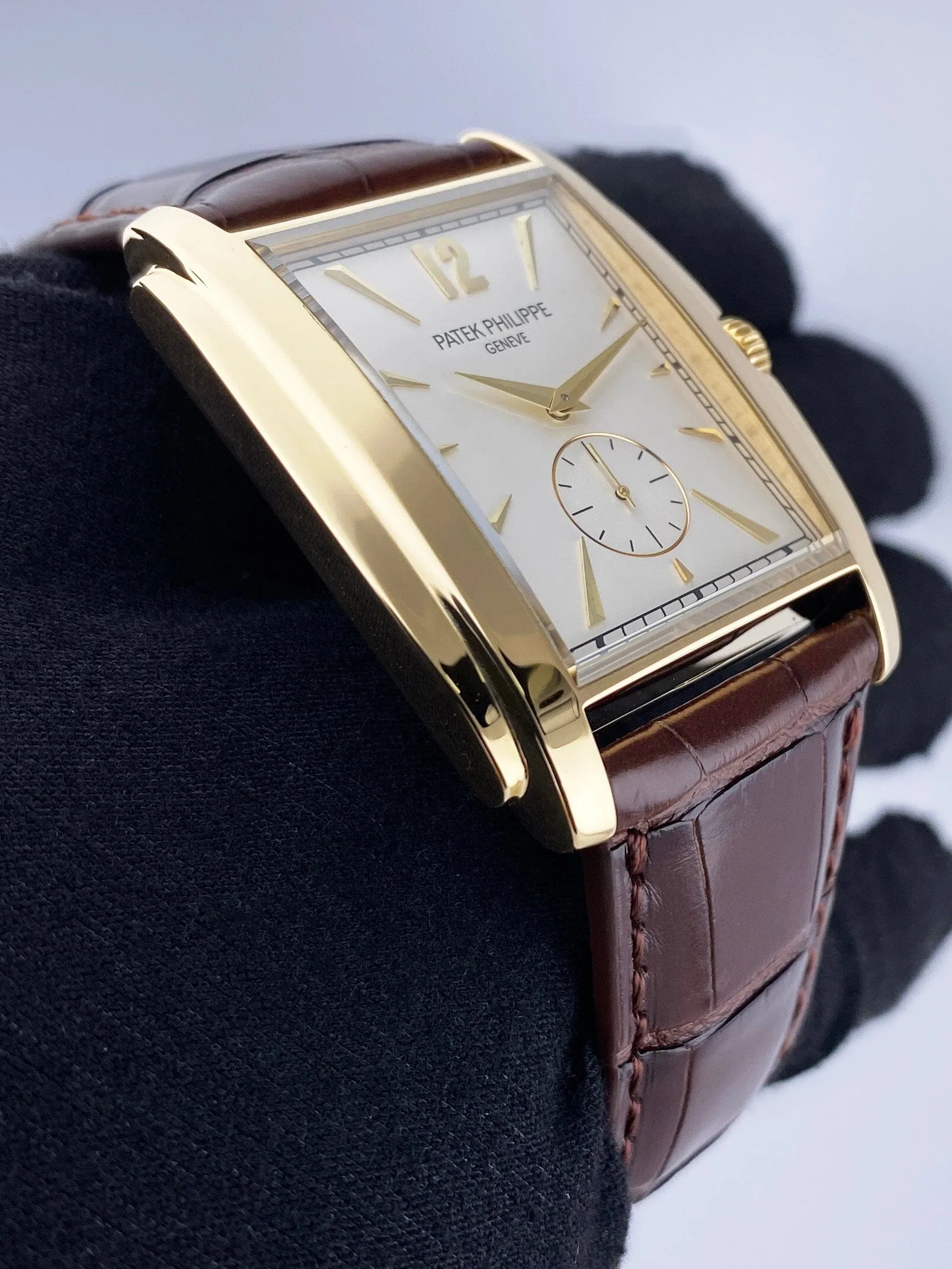 Patek Philippe Gondolo 5124J 18K Yellow Gold Mens Watch Box Papers