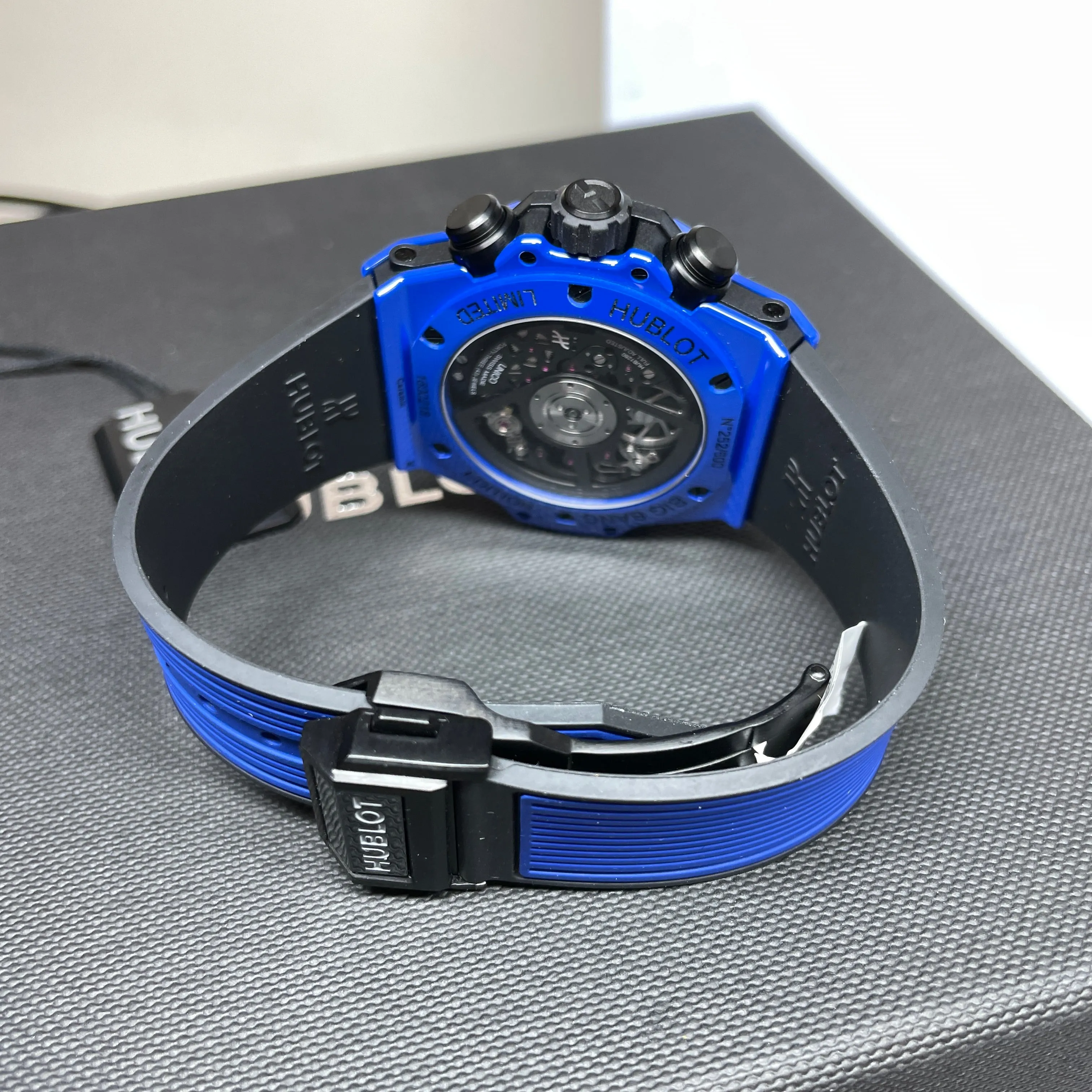 Pre-Owned Hublot Blue Magic Big Bang Unico Chronograph 42mm Ceramic Watch