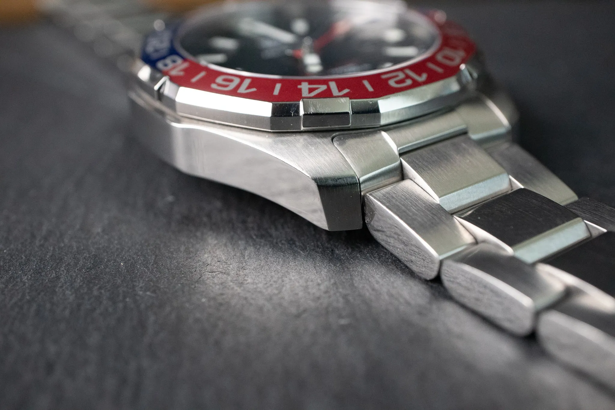 Pre-Owned: Tag Heuer Aquaracer GMT Pepsi