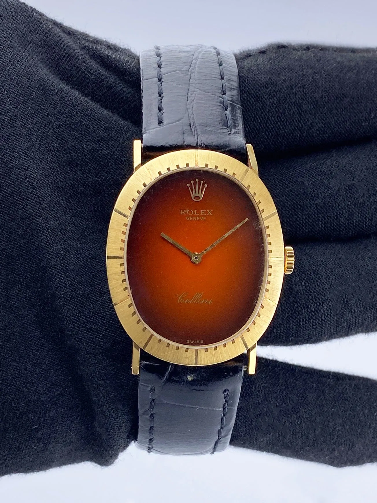 Rolex Cellini 4056 Red Vignette Dial 18K Yellow Gold Mens Watch