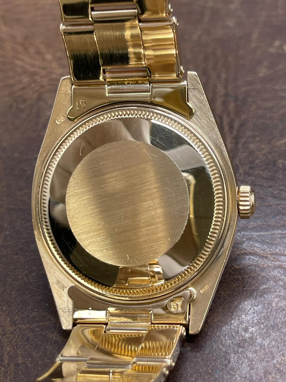 Rolex Date 34mm 18K Yellow Gold 1501 White Dial Automatic Watch