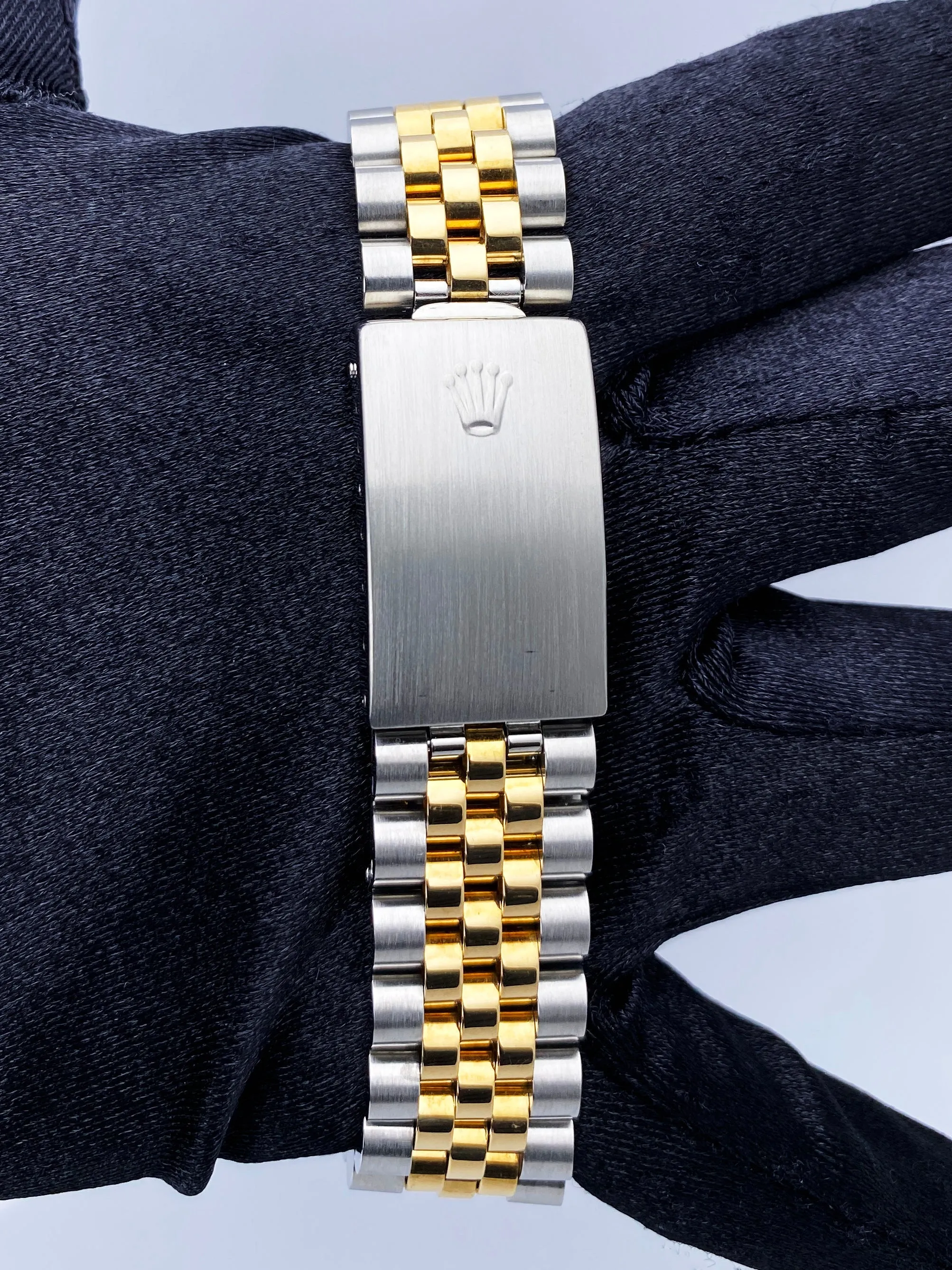 Rolex Datejust 16233 Black Dial Two Tone Mens Watch