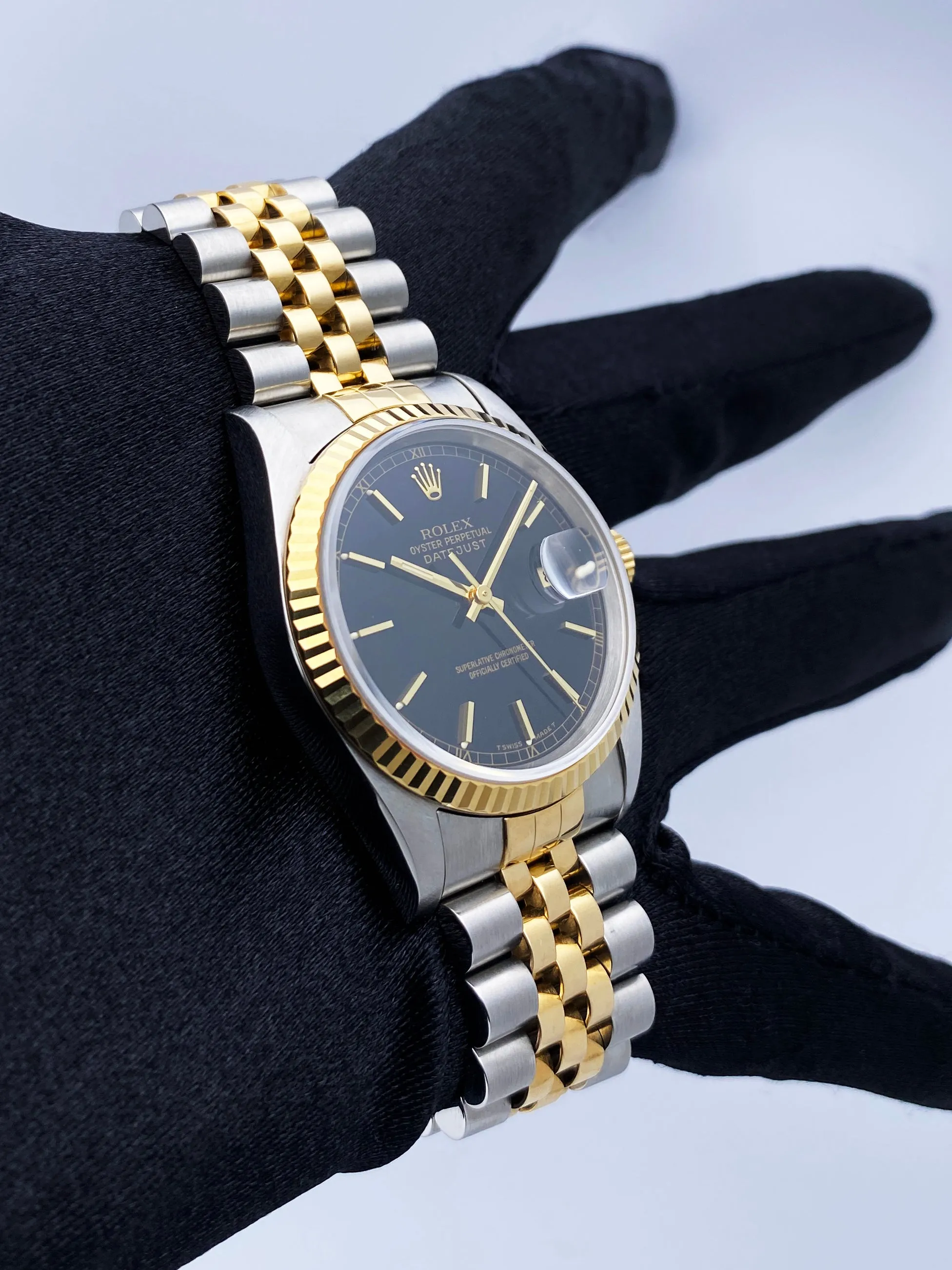 Rolex Datejust 16233 Black Dial Two Tone Mens Watch