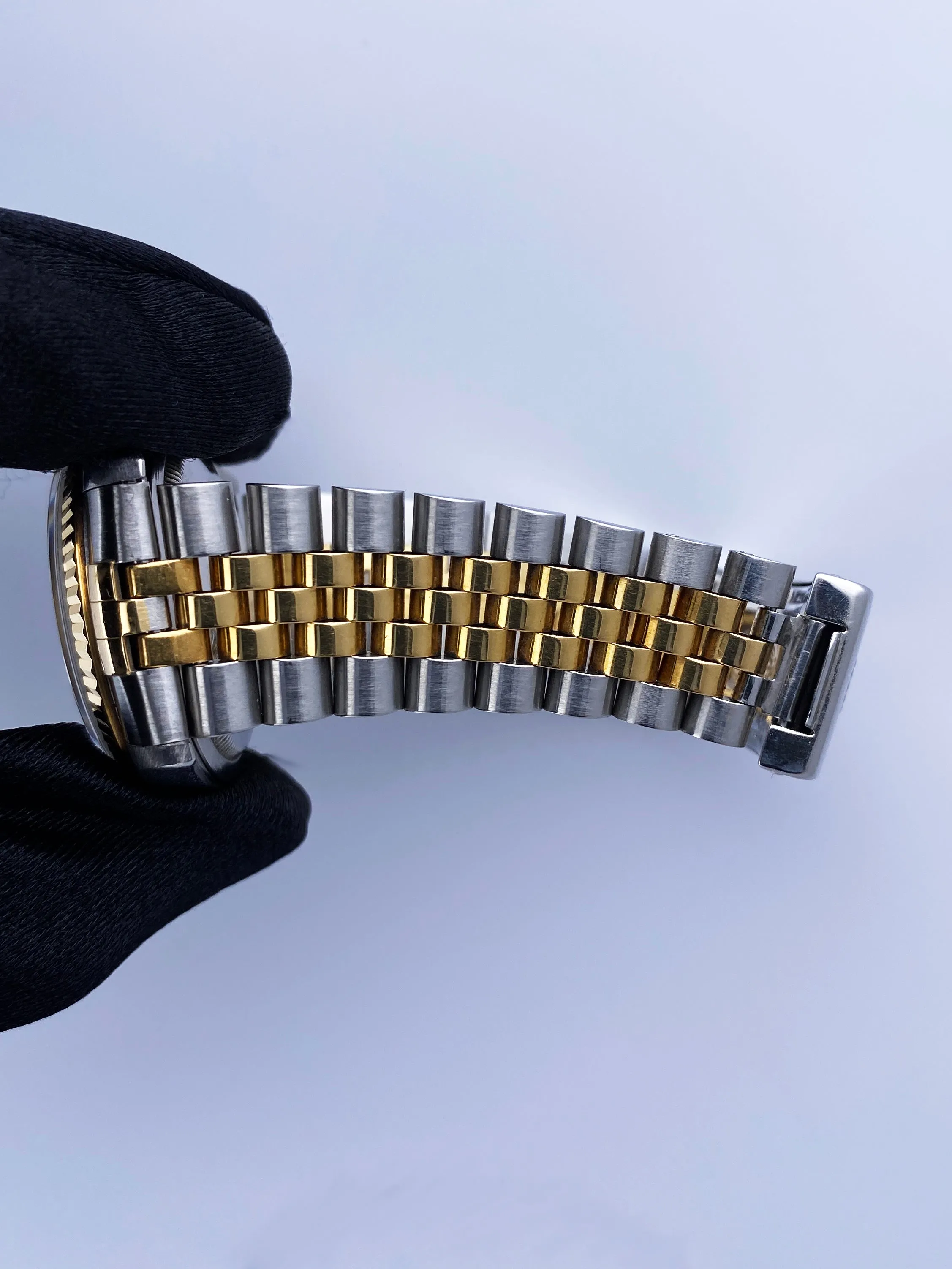 Rolex Datejust 16233 Blue Vignette Diamond Dial Mens Watch