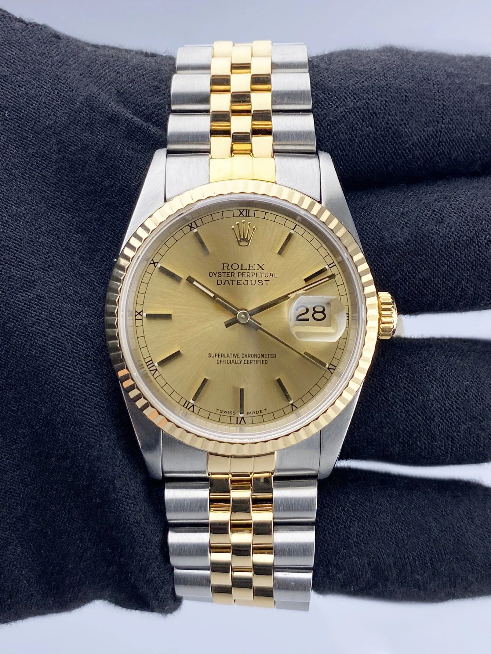 Rolex Datejust 16233 Champagne Dial Mens Watch