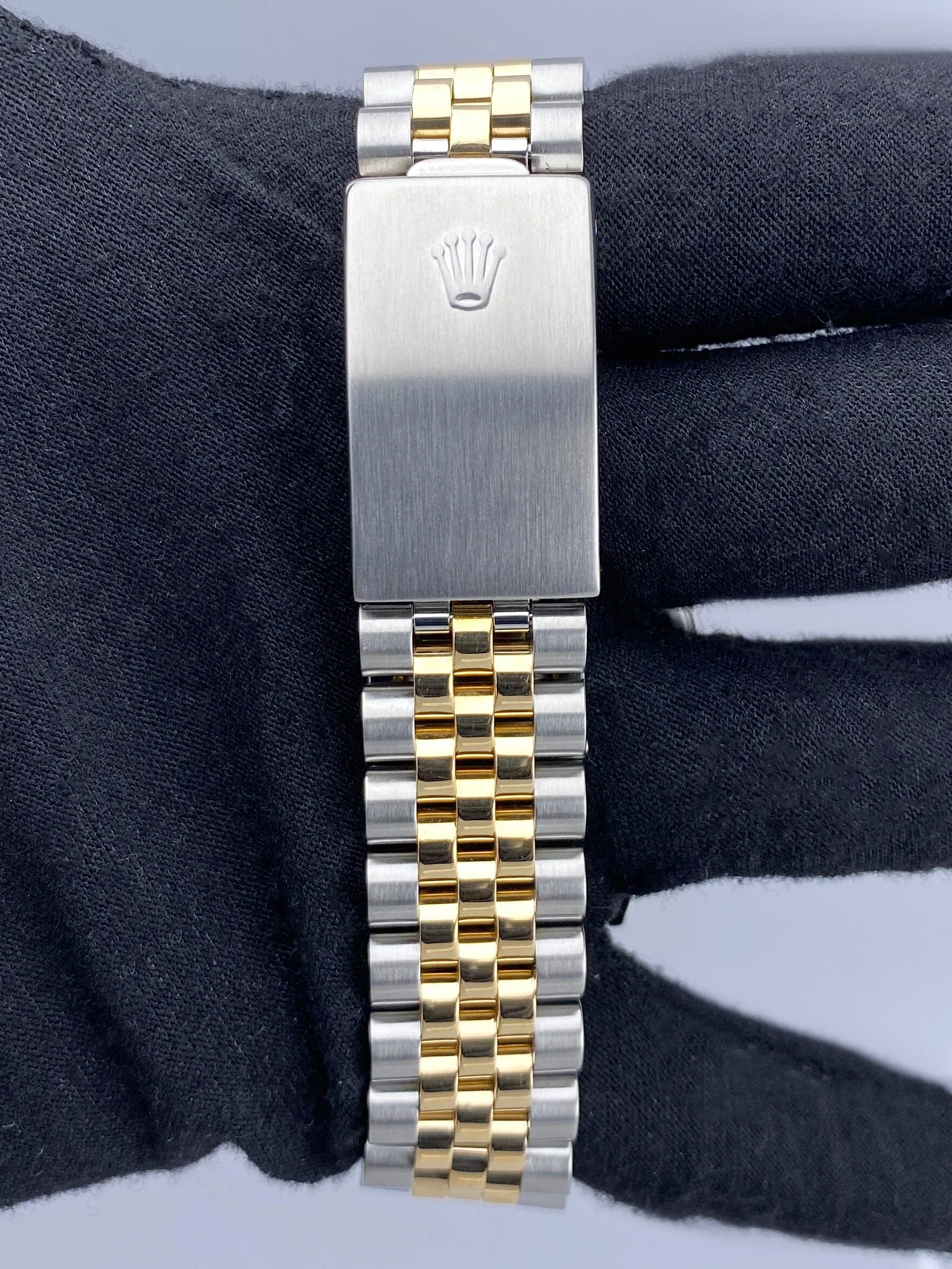 Rolex Datejust 16233 Champagne Dial Mens Watch