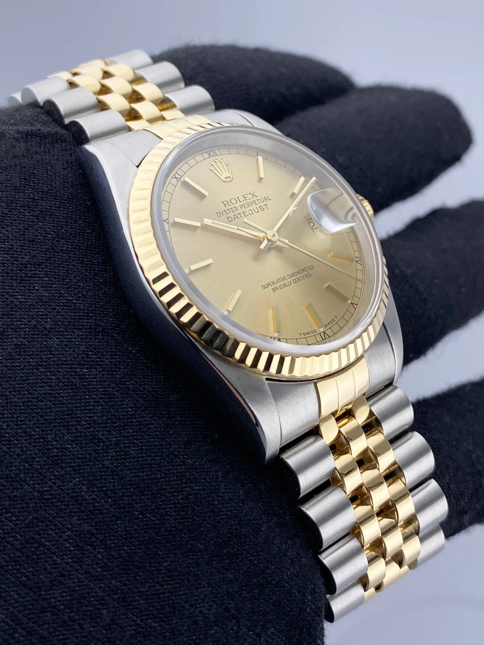 Rolex Datejust 16233 Champagne Dial Mens Watch