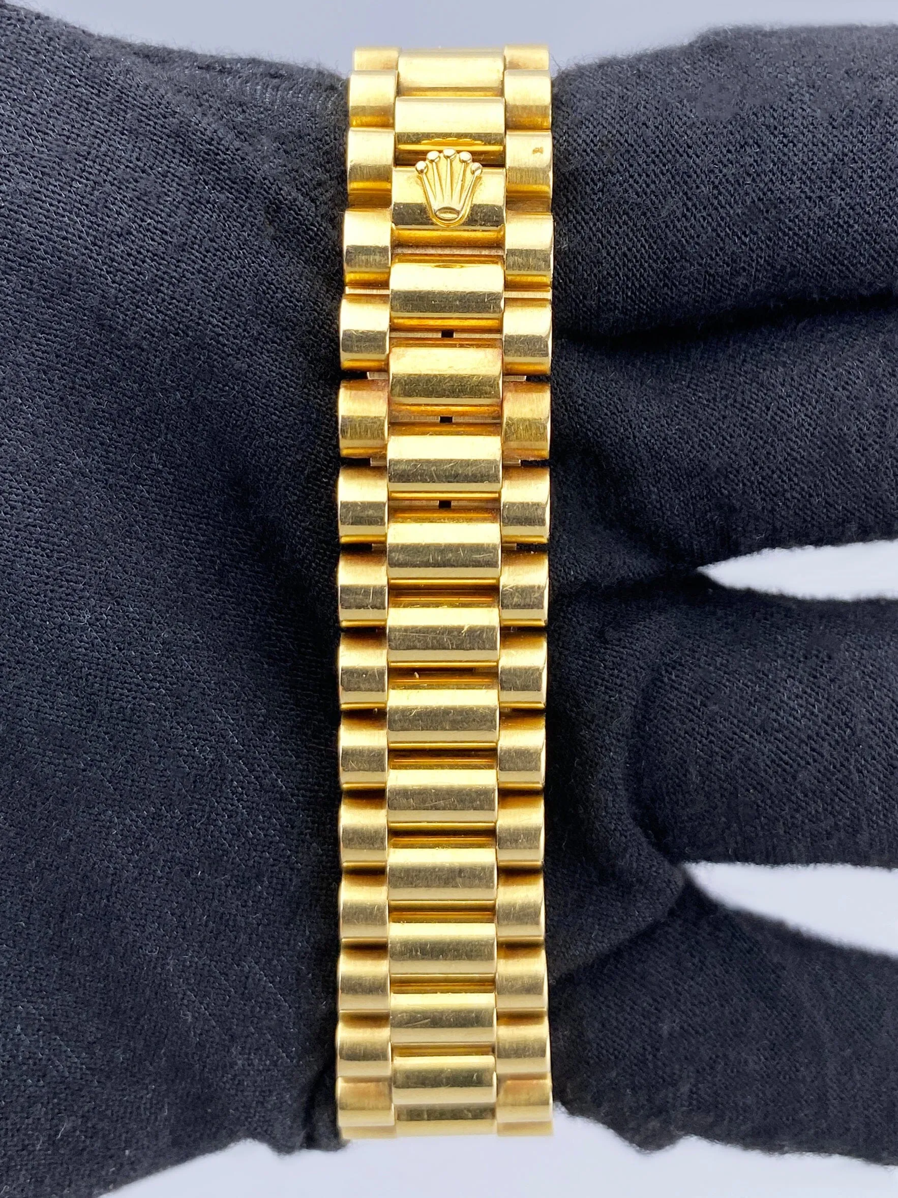 Rolex DateJust 68278 Diamond Champagne Dial Ladies Watch