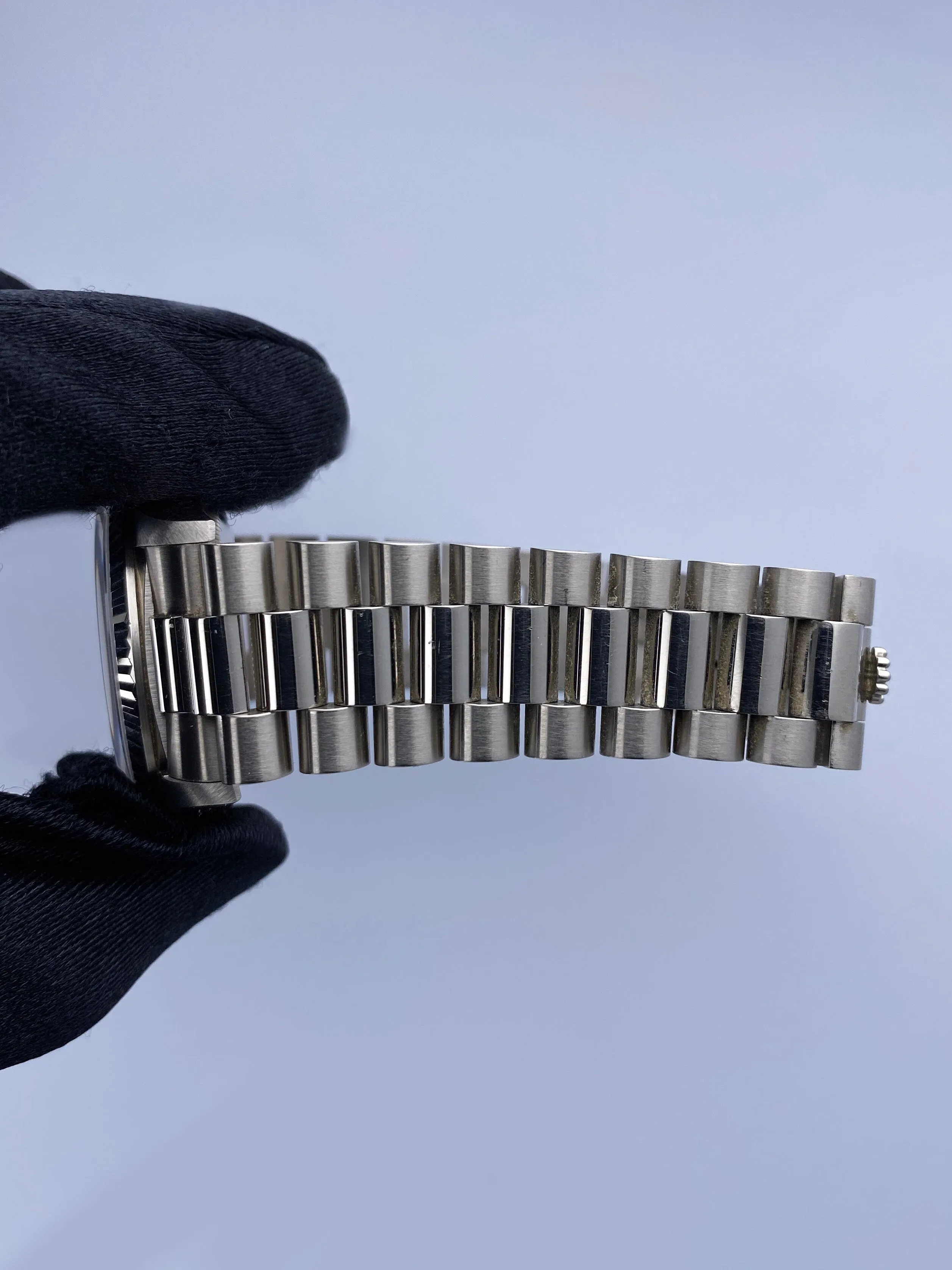 Rolex Day-Date 18239 Black Dial 18K White Gold Mens Watch Box Papers