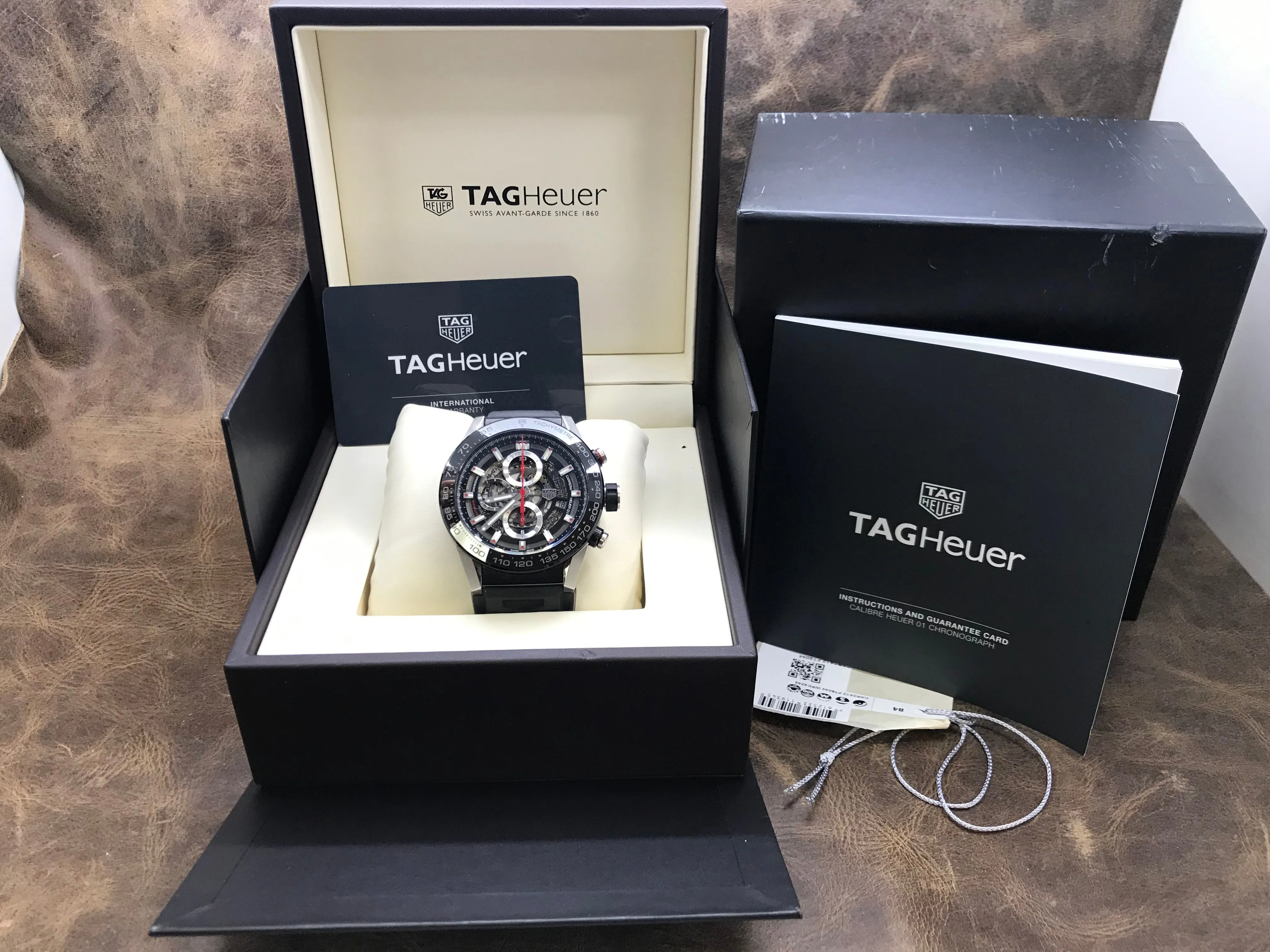 TAG Heuer Carrera Chronograph Calibre HEUER01 CAR2A1Z Black Dial Automatic Men's Watch