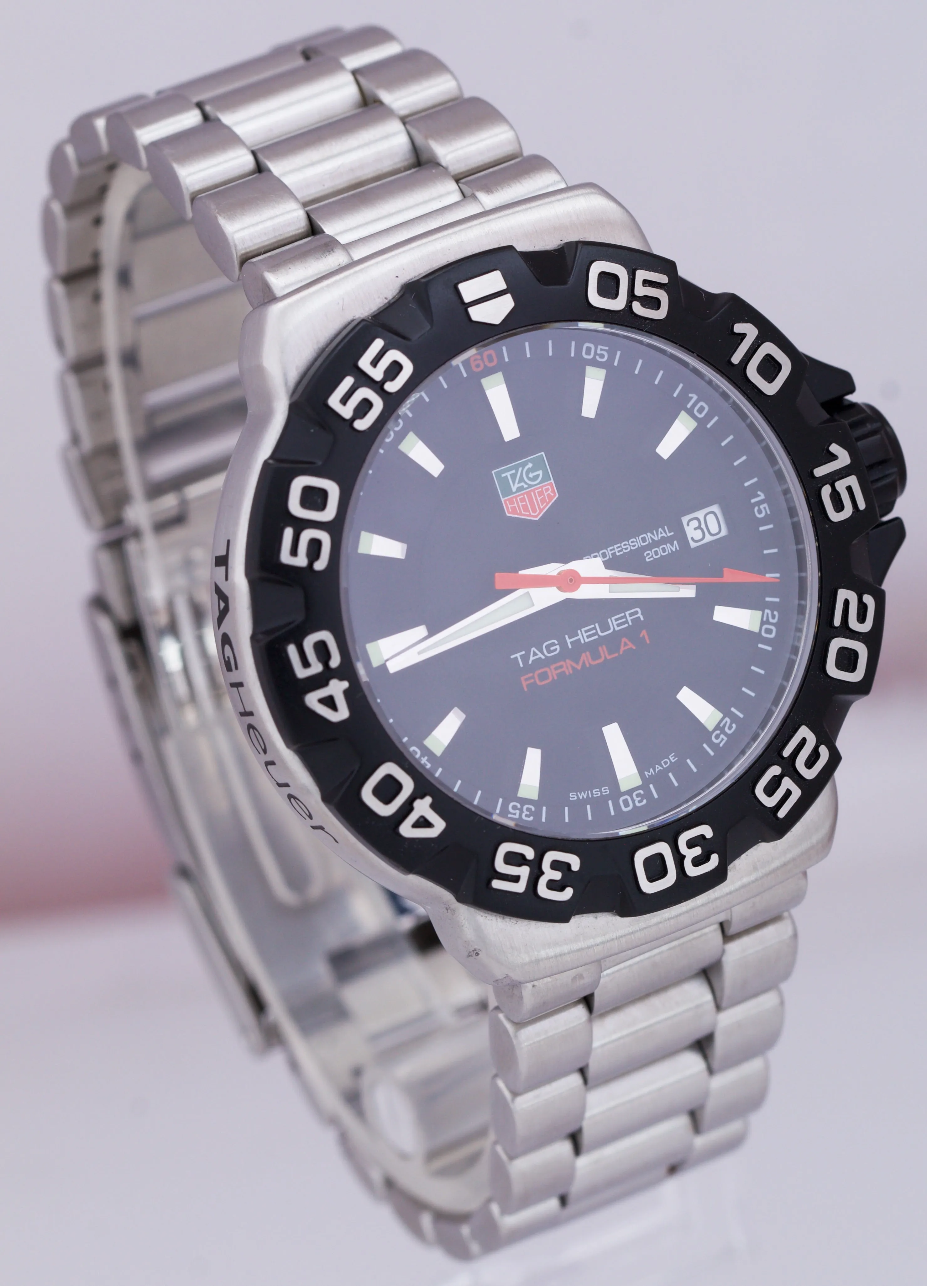 Tag Heuer Formula 1 Stainless Steel Black Quartz 41mm Date Watch WAH1110.BA0858