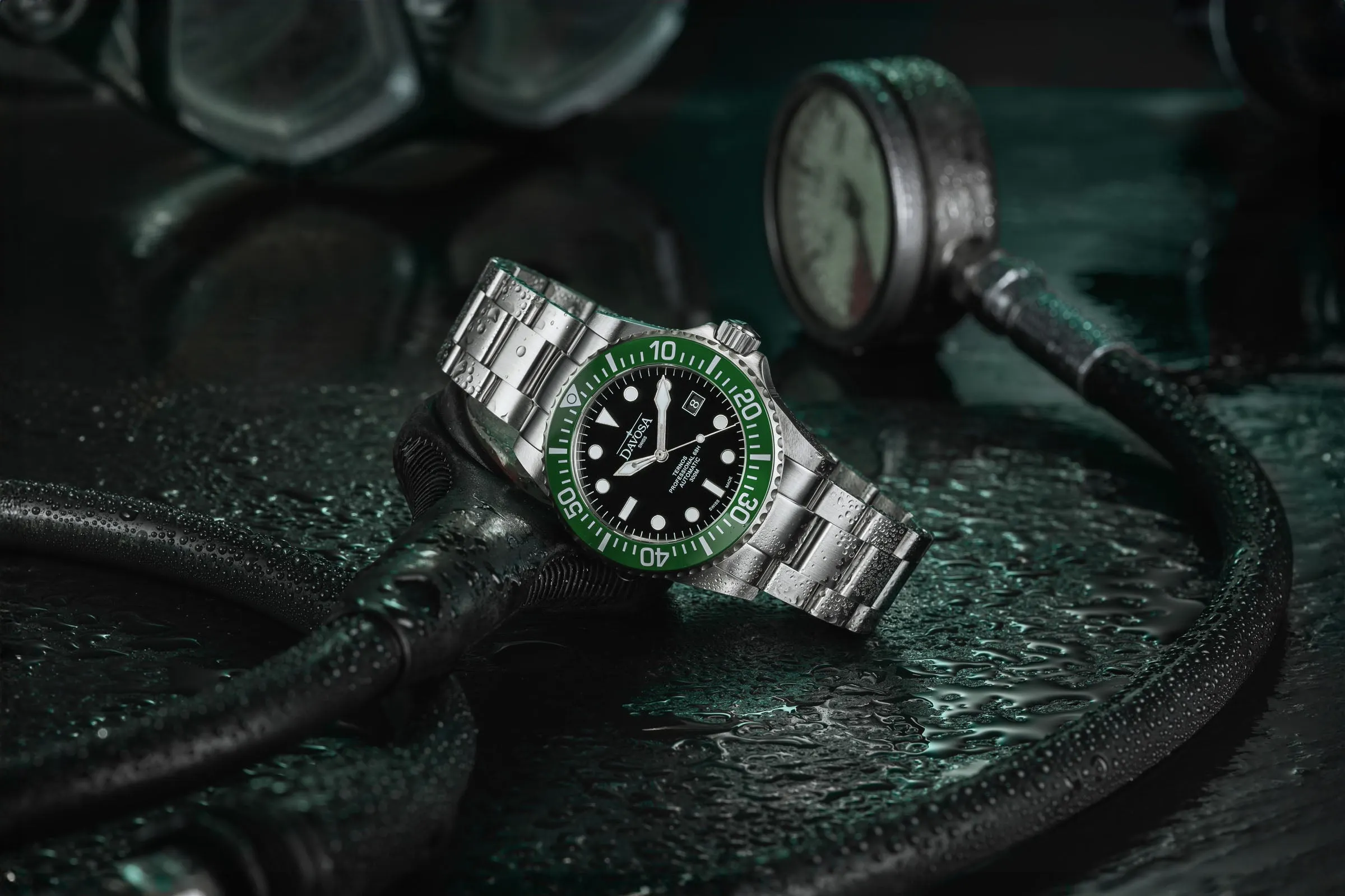 Ternos Professional 68h Automatic 300m Green Black Diving Watch 16153807
